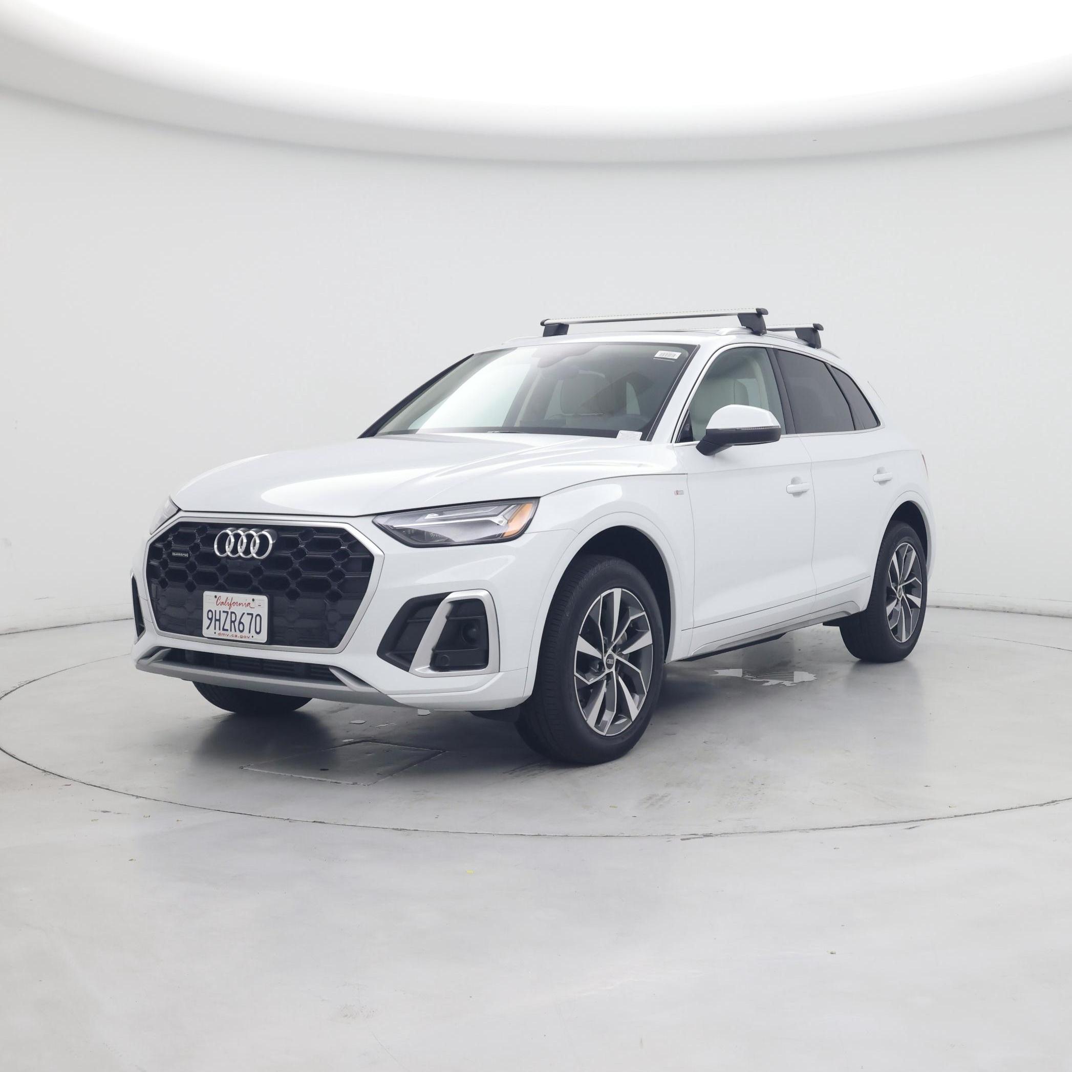 Thumbnail: 2023 Audi Q5 - 4