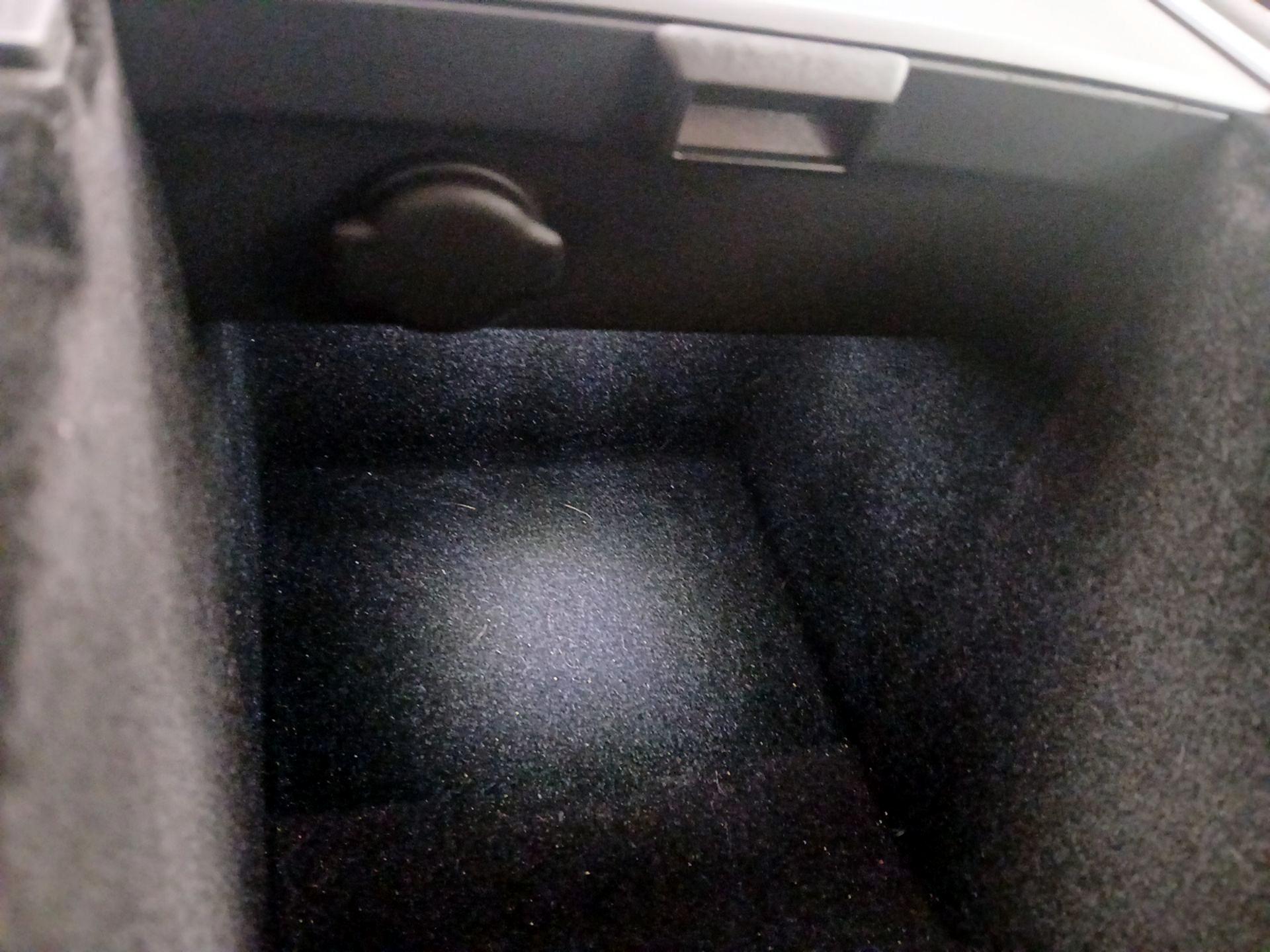Thumbnail: 2023 Tesla Model 3 - 18