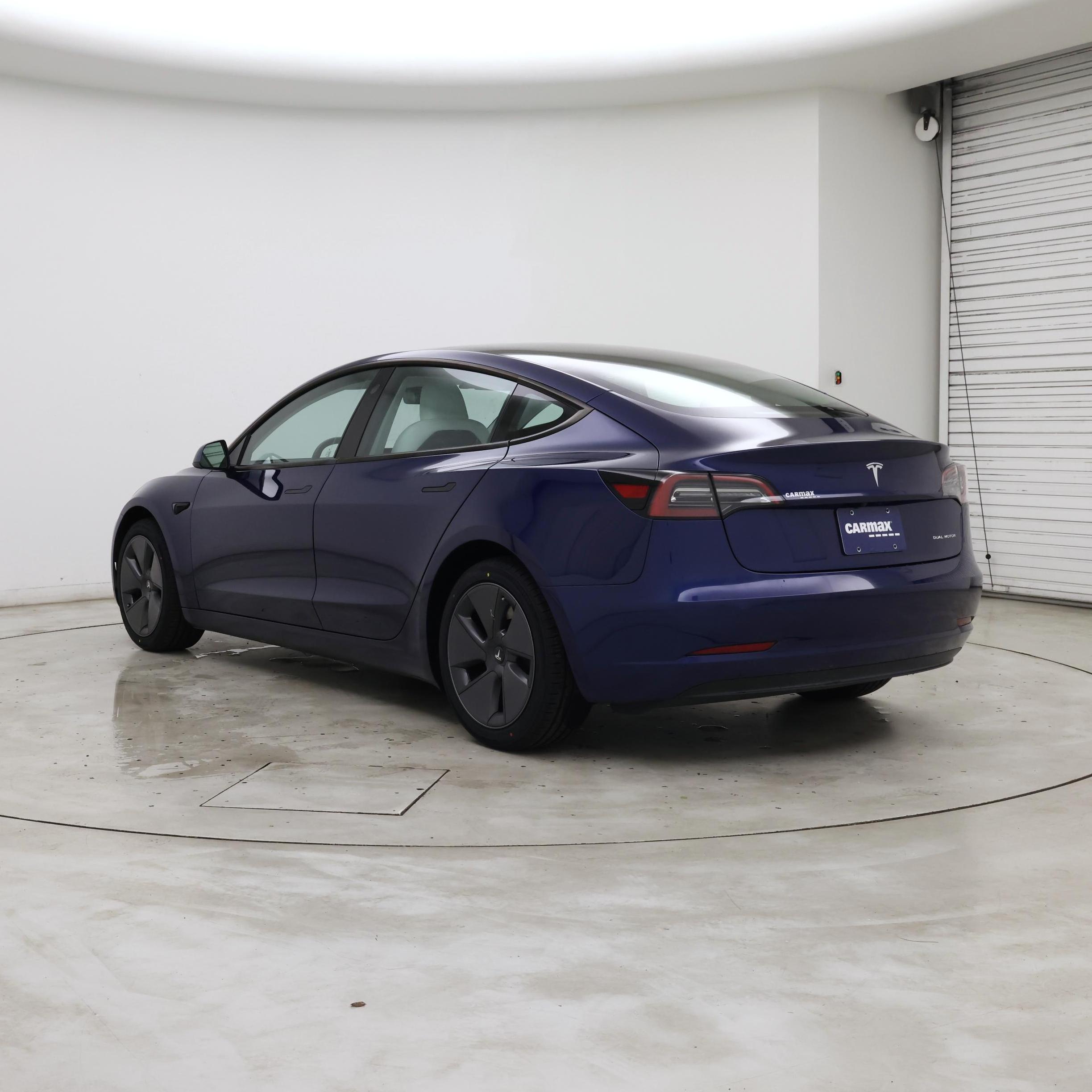 Thumbnail: 2023 Tesla Model 3 - 2