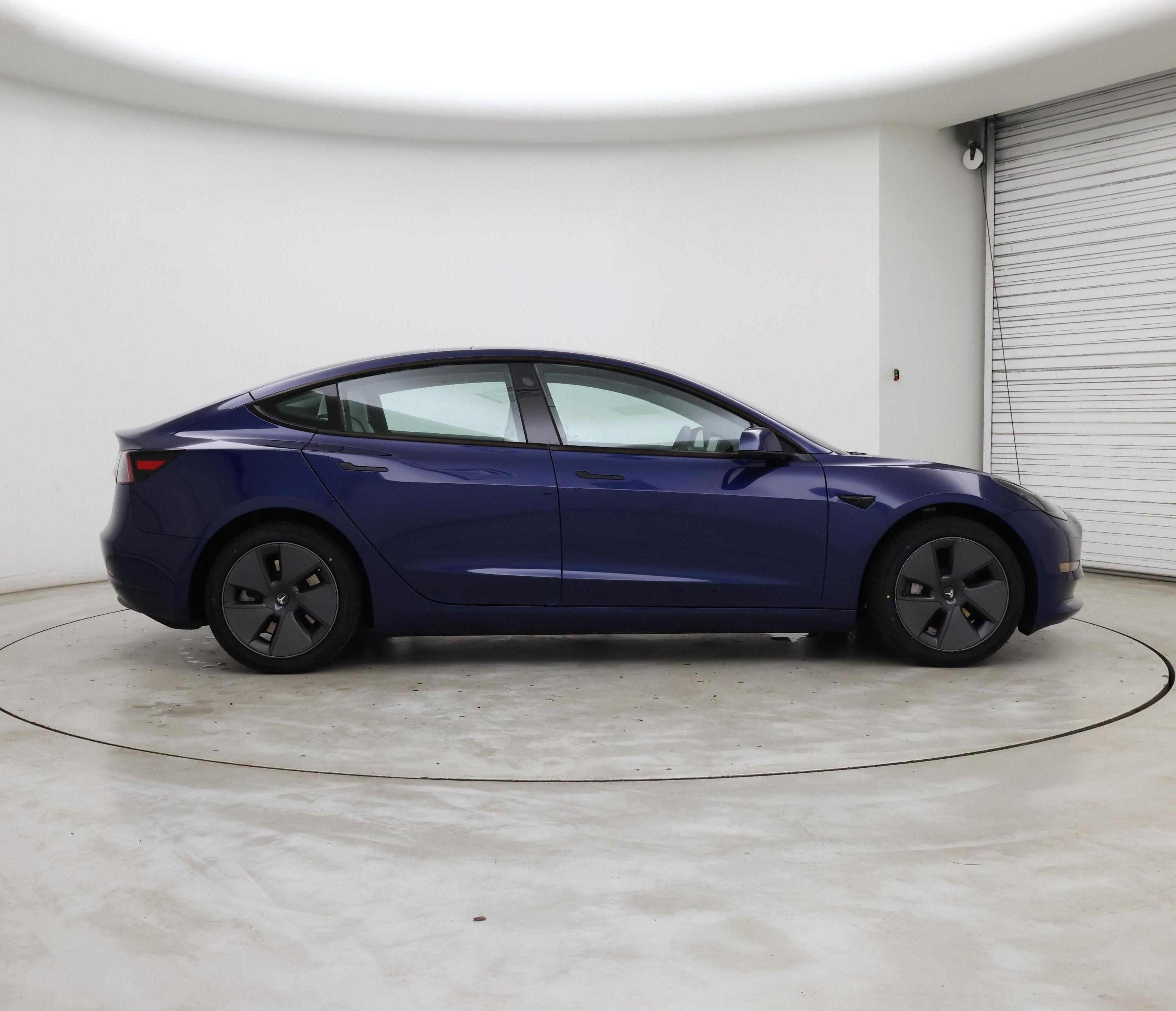 Thumbnail: 2023 Tesla Model 3 - 7