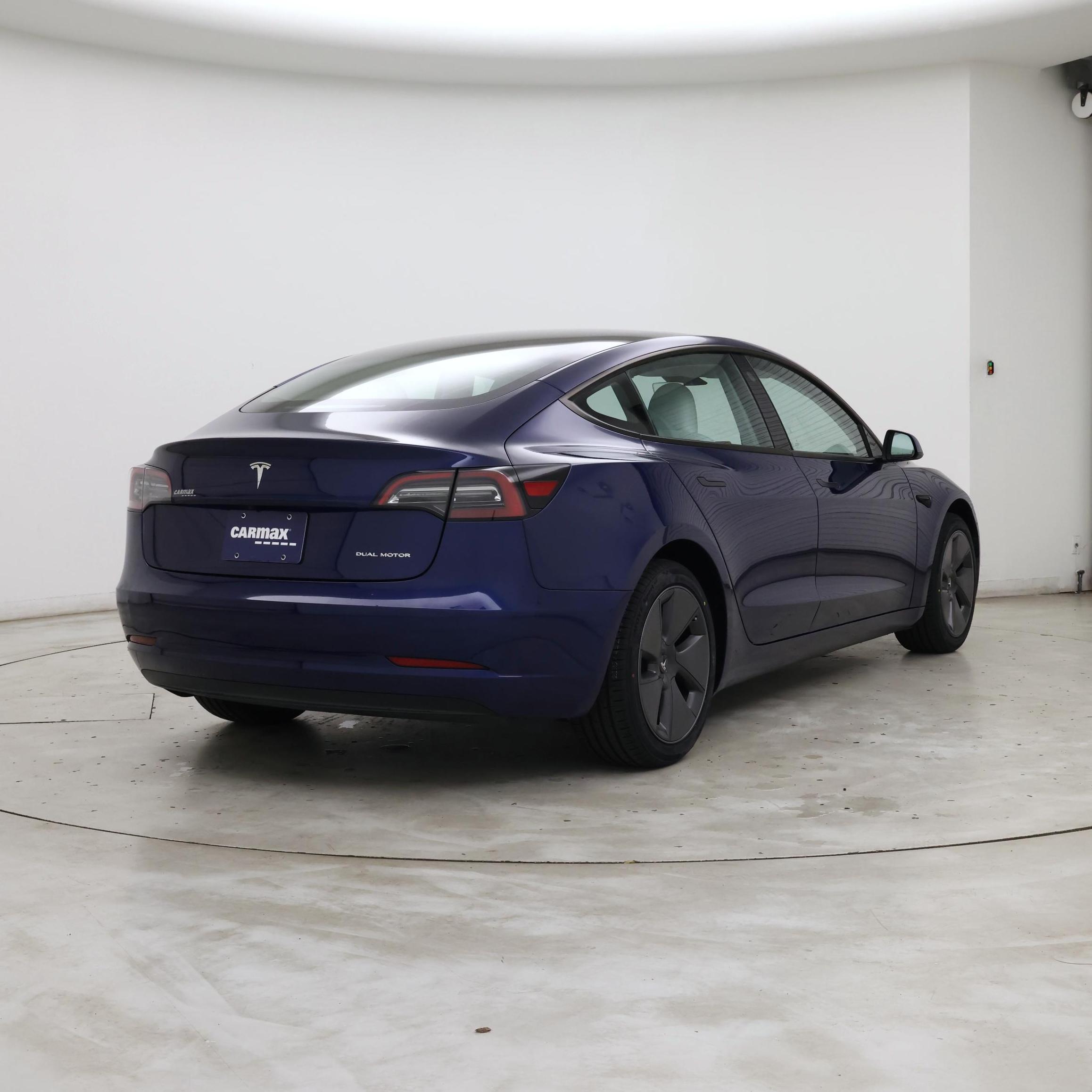 Thumbnail: 2023 Tesla Model 3 - 8