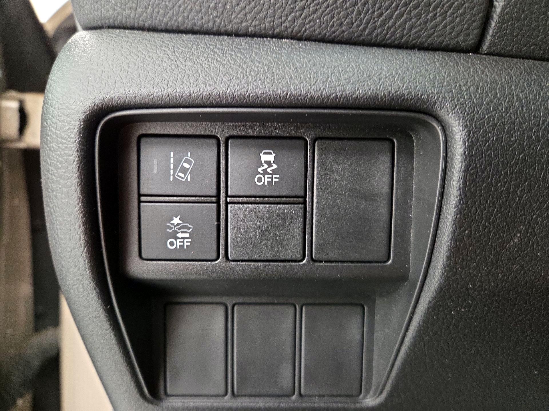 Thumbnail: 2018 Honda CR-V - 13