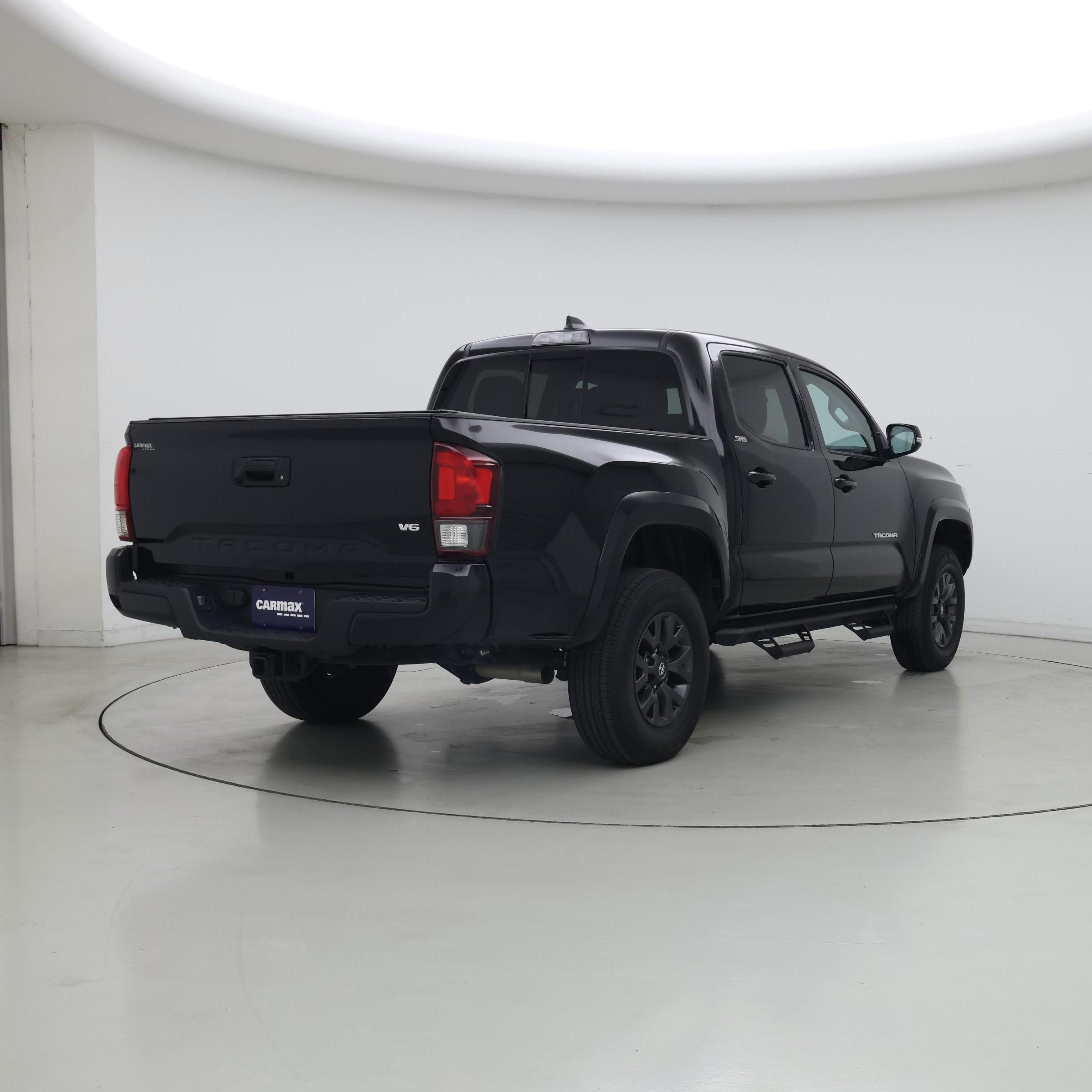Thumbnail: 2023 Toyota Tacoma - 8