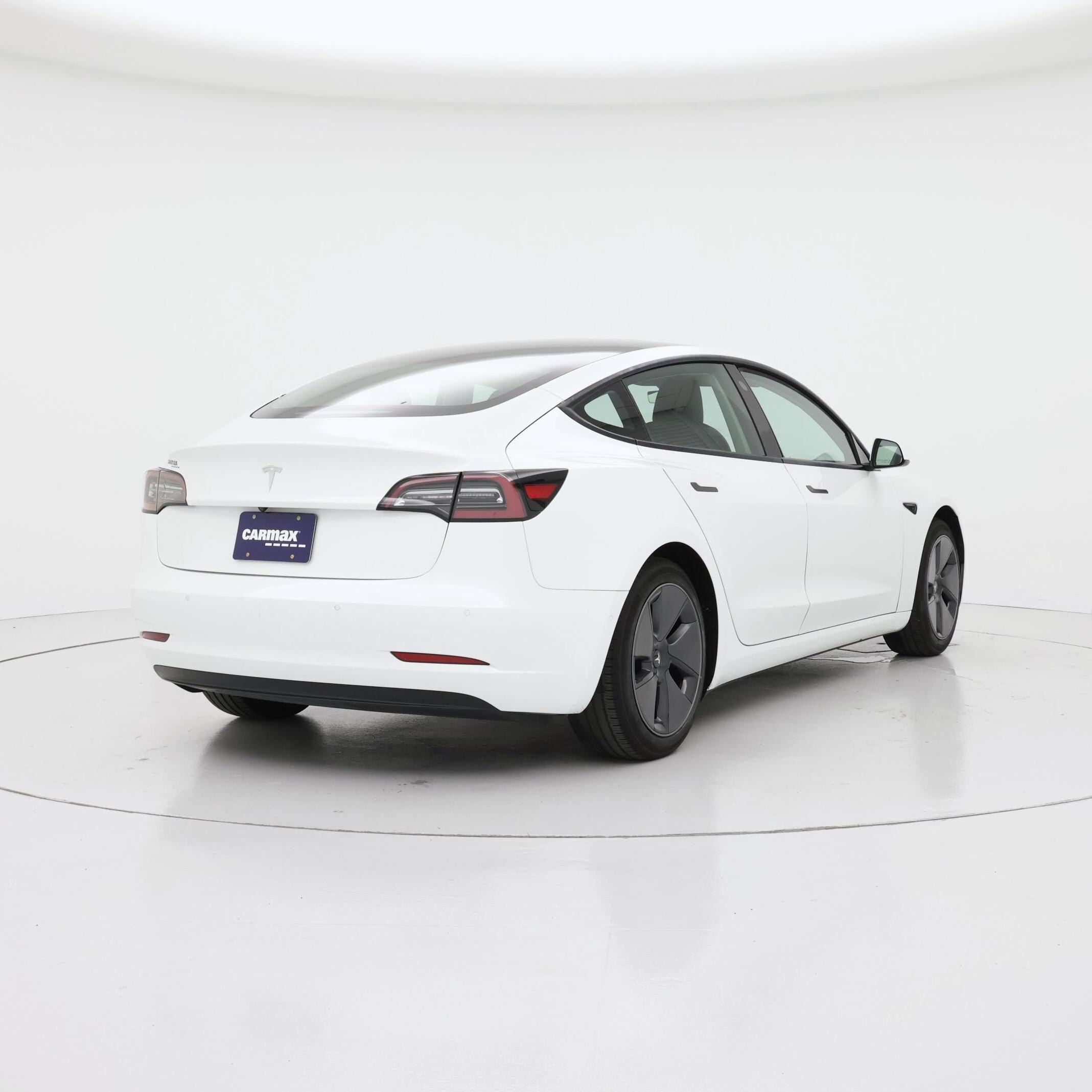 Thumbnail: 2021 Tesla Model 3 - 8