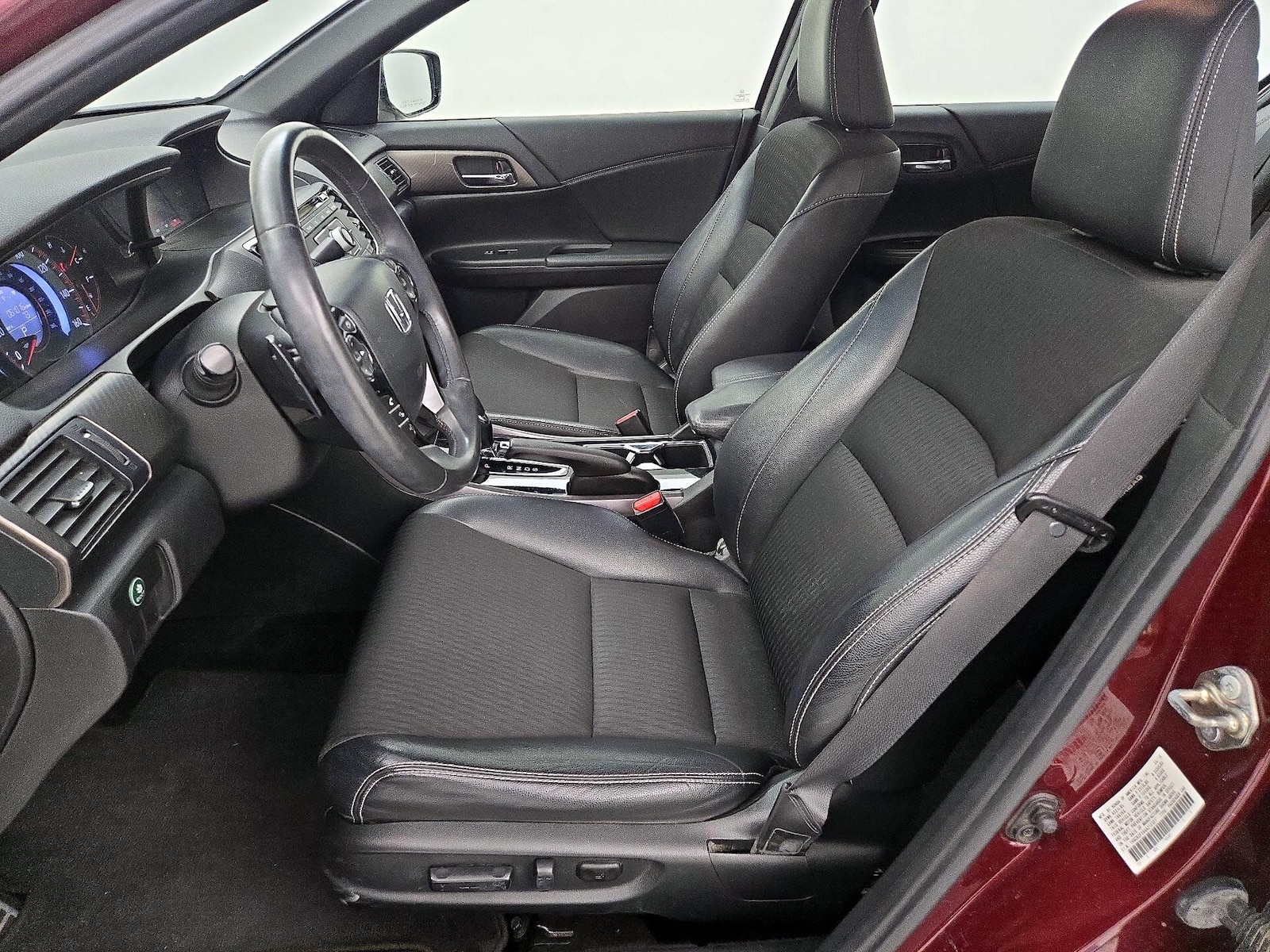 Power Seat(s) & Side Airbags