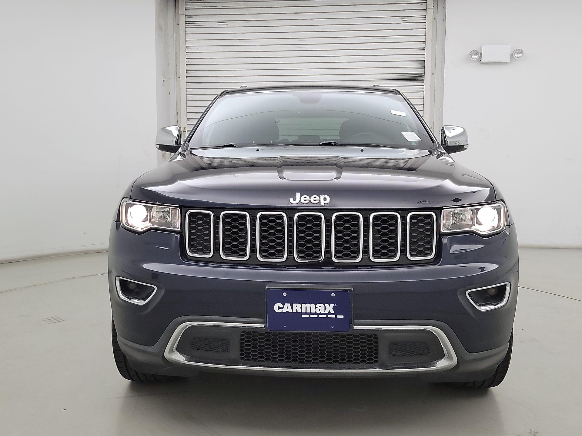 Thumbnail: 2017 Jeep Grand Cherokee - 2