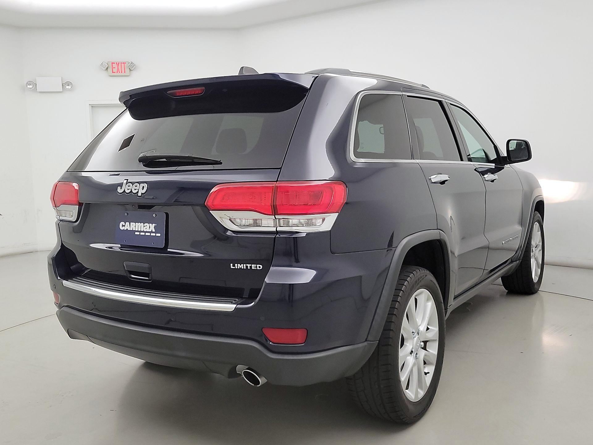Thumbnail: 2017 Jeep Grand Cherokee - 5