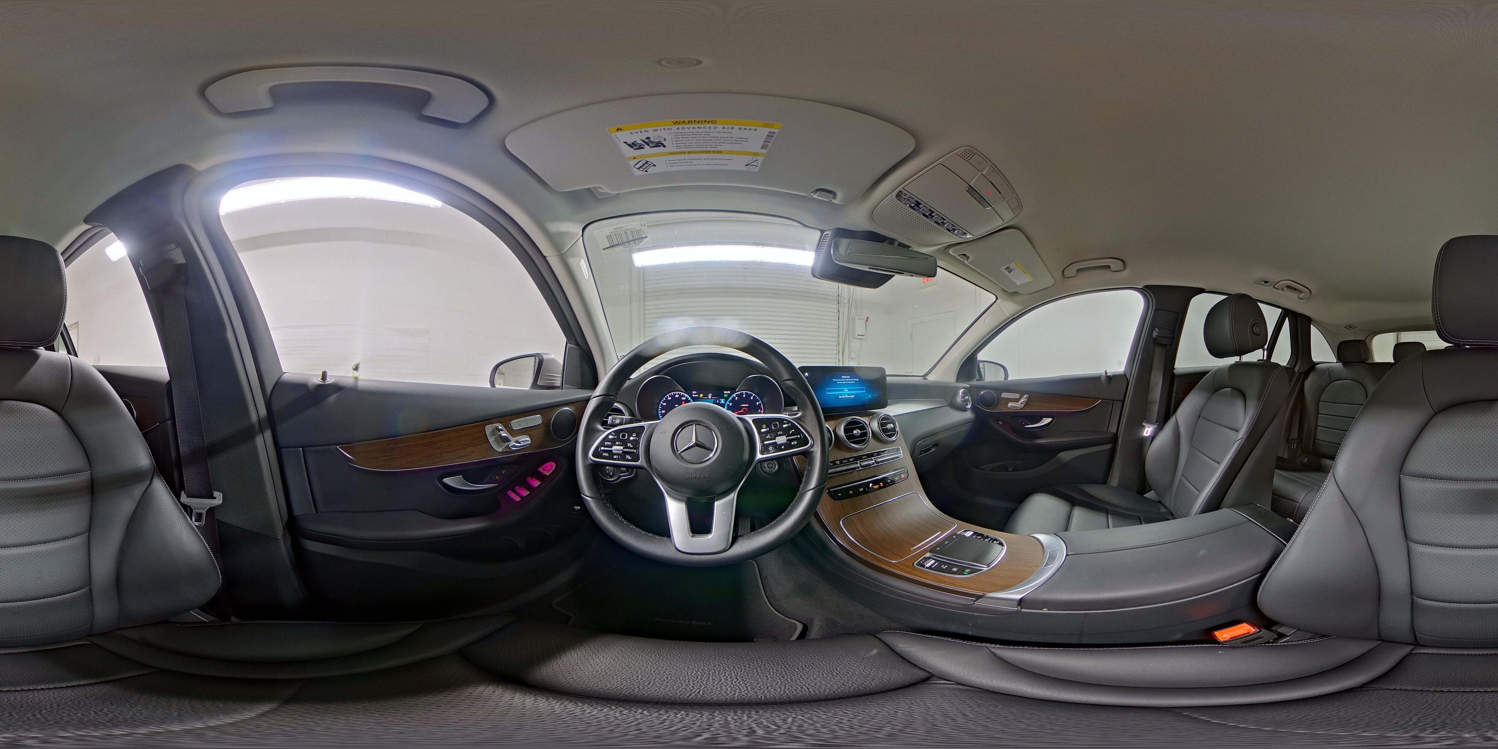 2022 Mercedes-Benz GLC GLC300 - Photo 26