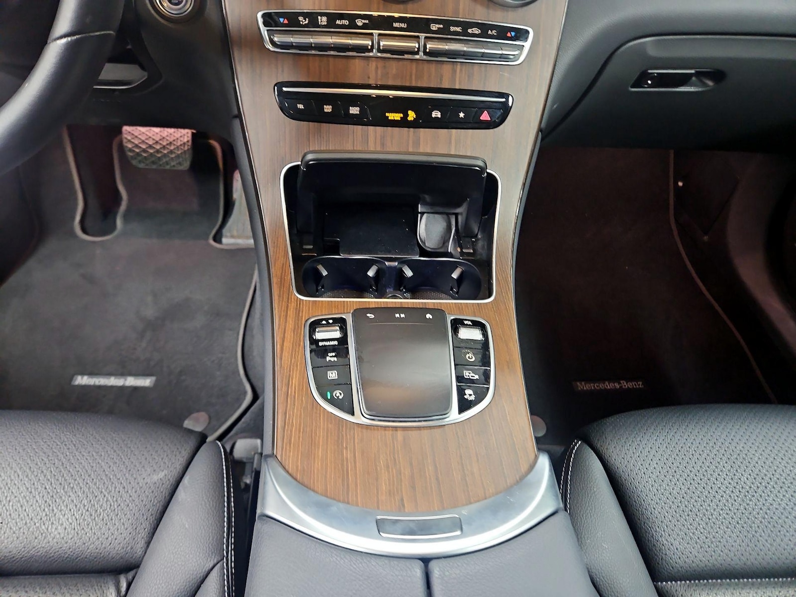2022 Mercedes-Benz GLC GLC300 - Photo 18