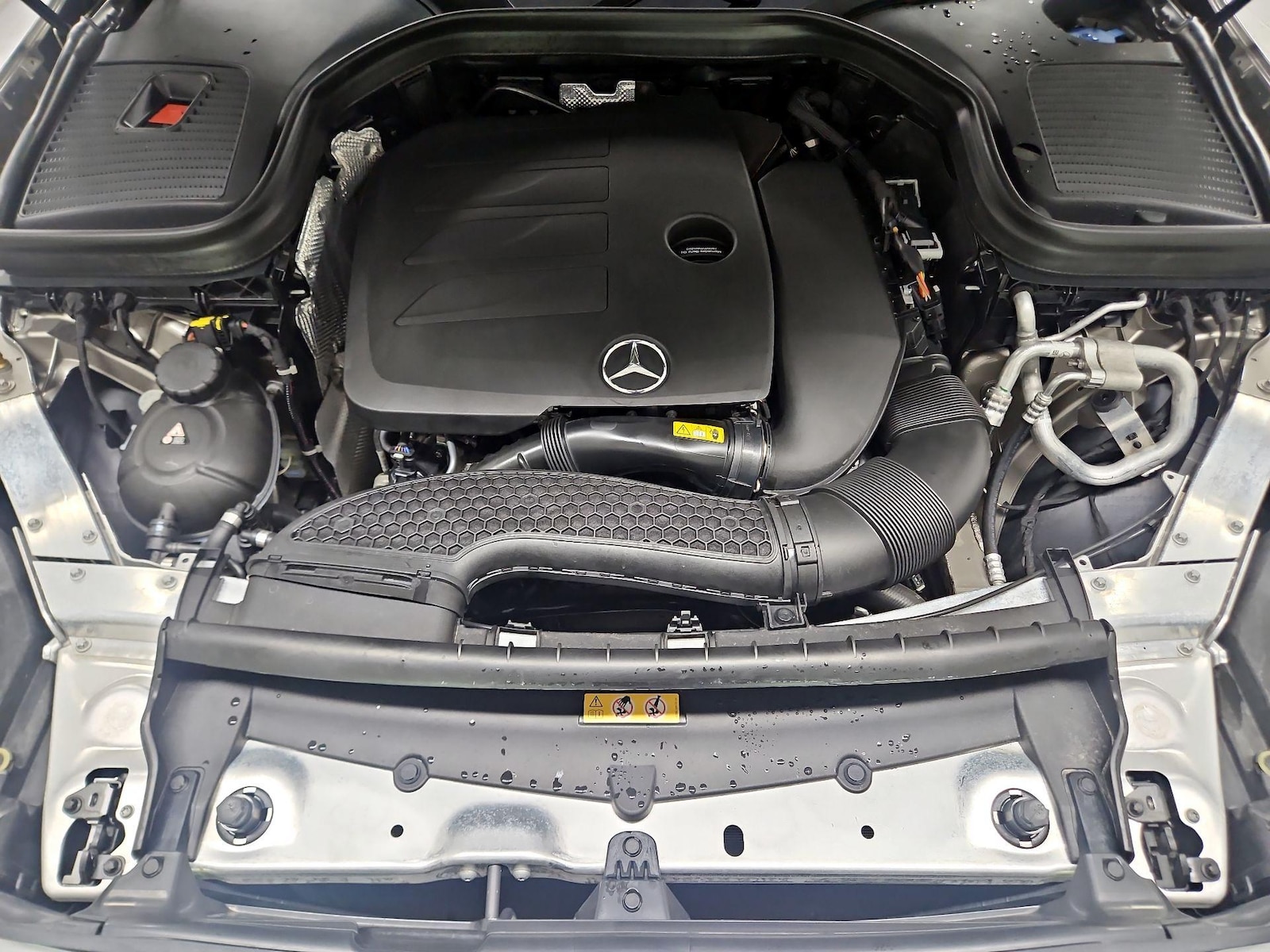 2022 Mercedes-Benz GLC GLC300 - Photo 22
