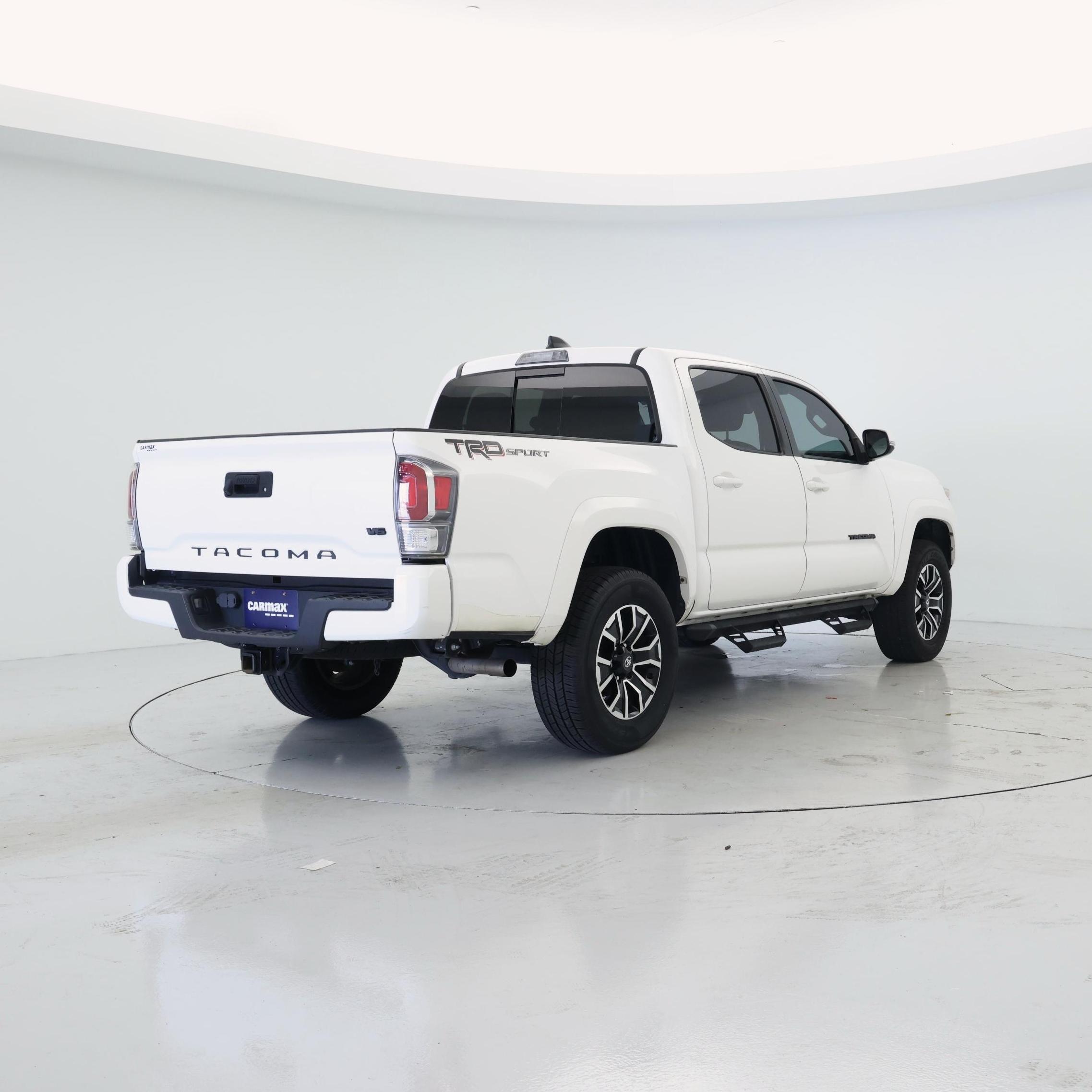 Thumbnail: 2021 Toyota Tacoma - 8