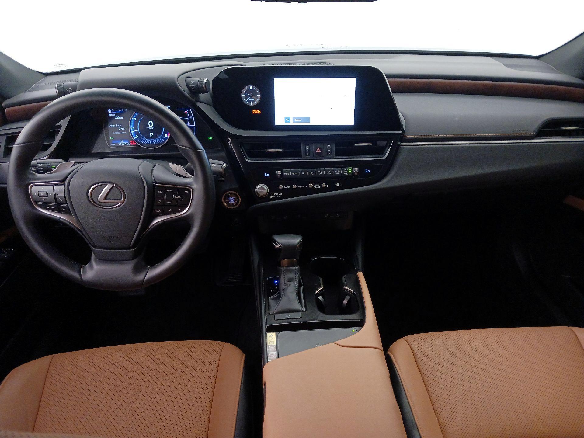 Thumbnail: 2024 Lexus ES - 9