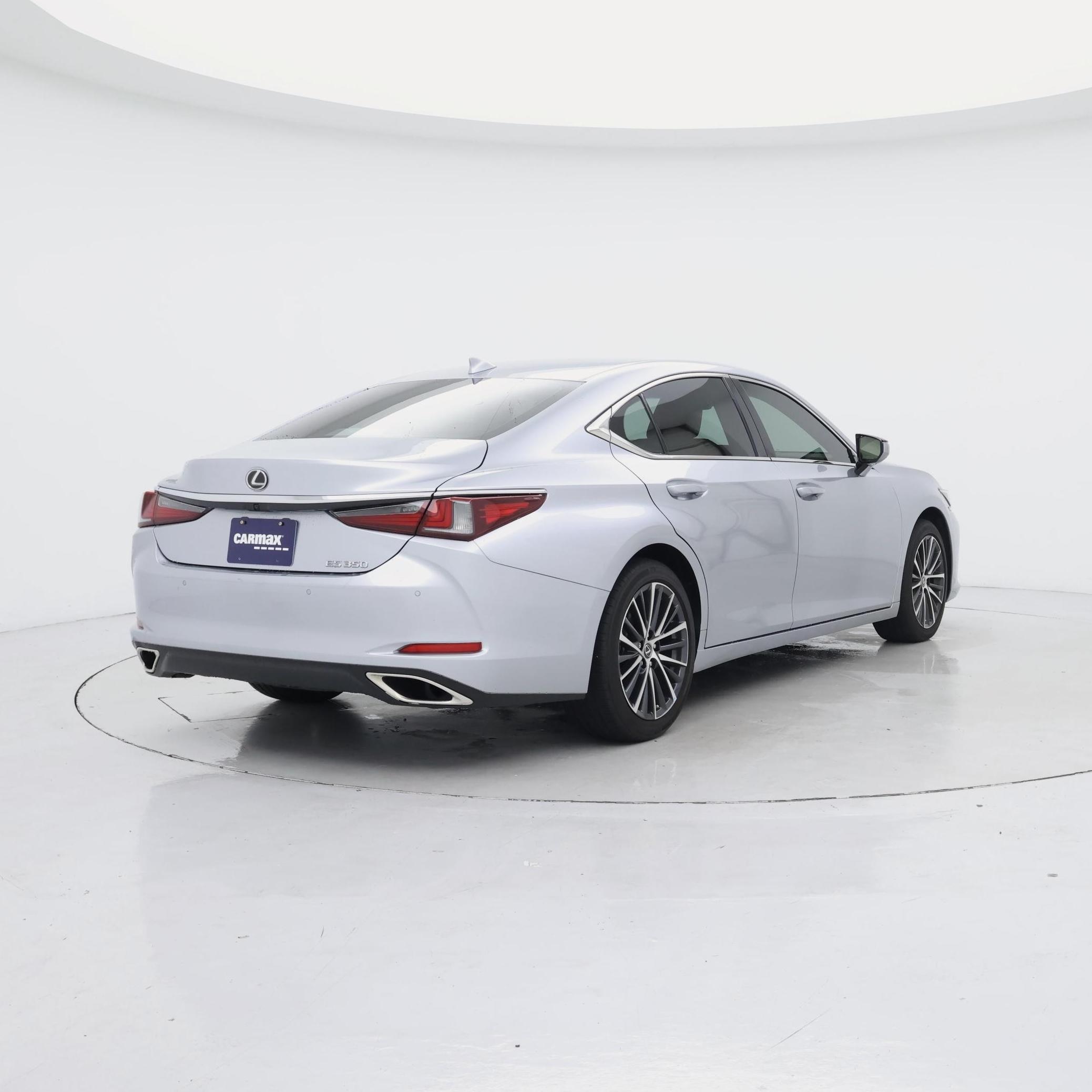 Thumbnail: 2024 Lexus ES - 8