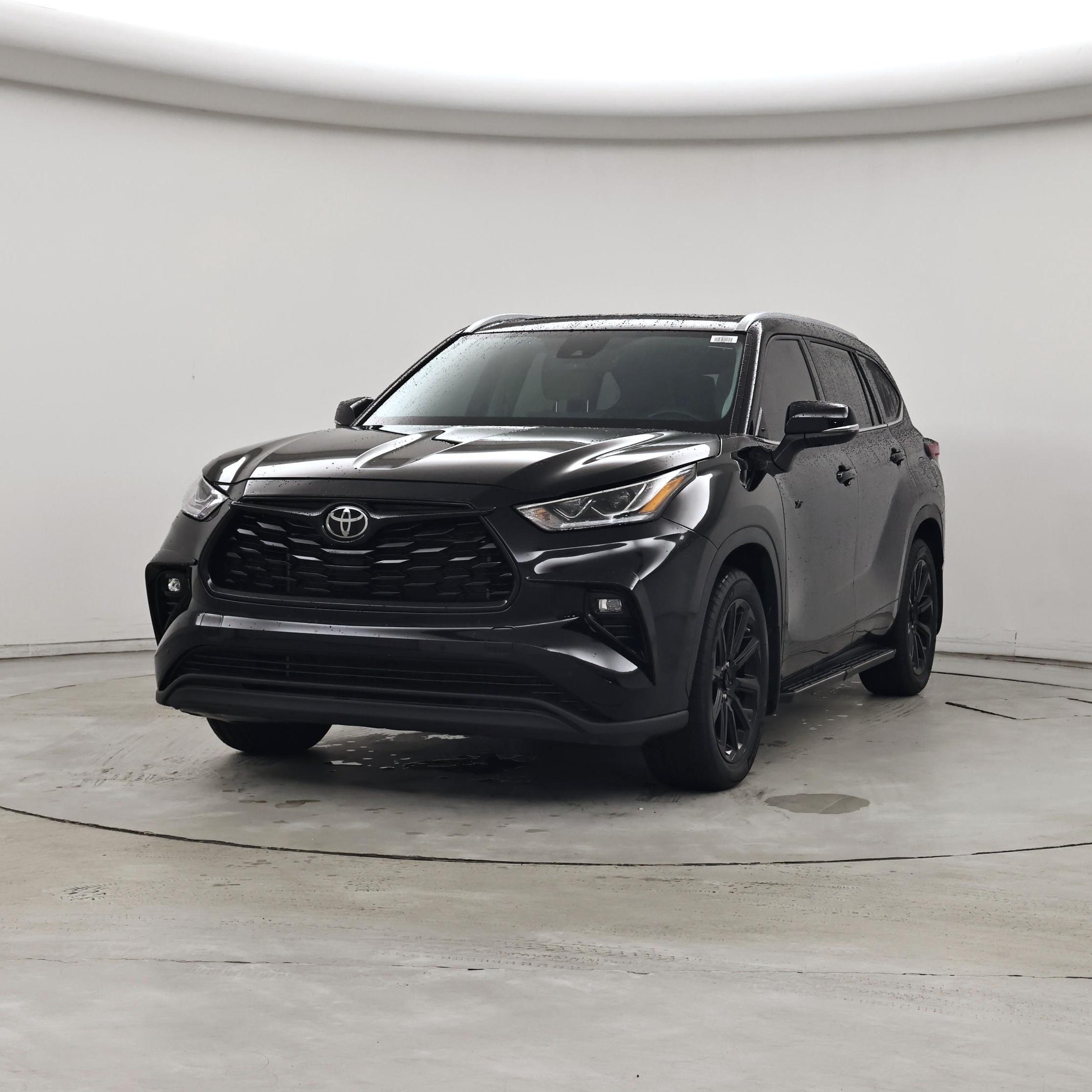 Thumbnail: 2023 Toyota Highlander - 4