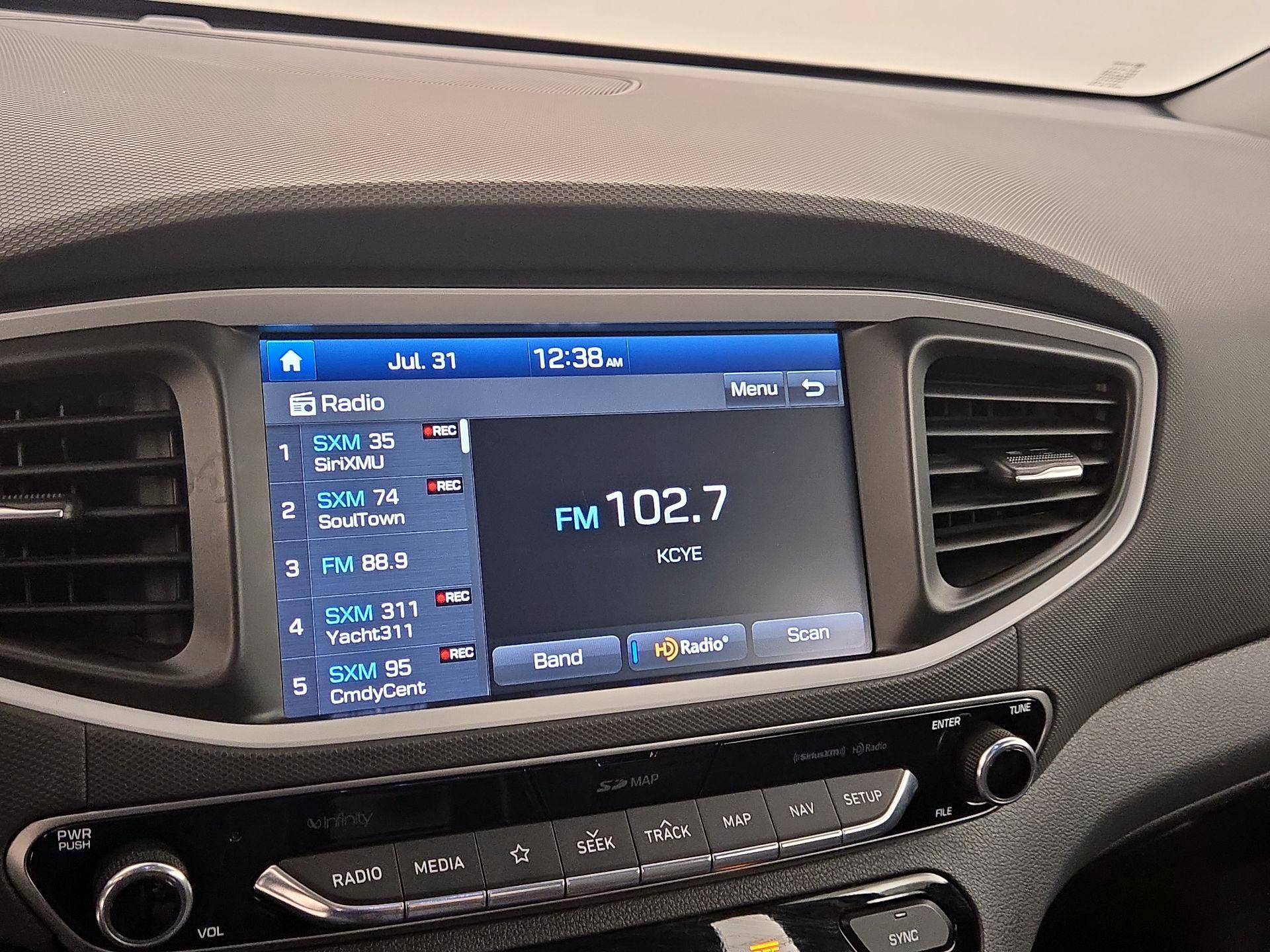 Thumbnail: 2019 Hyundai Ioniq - 16