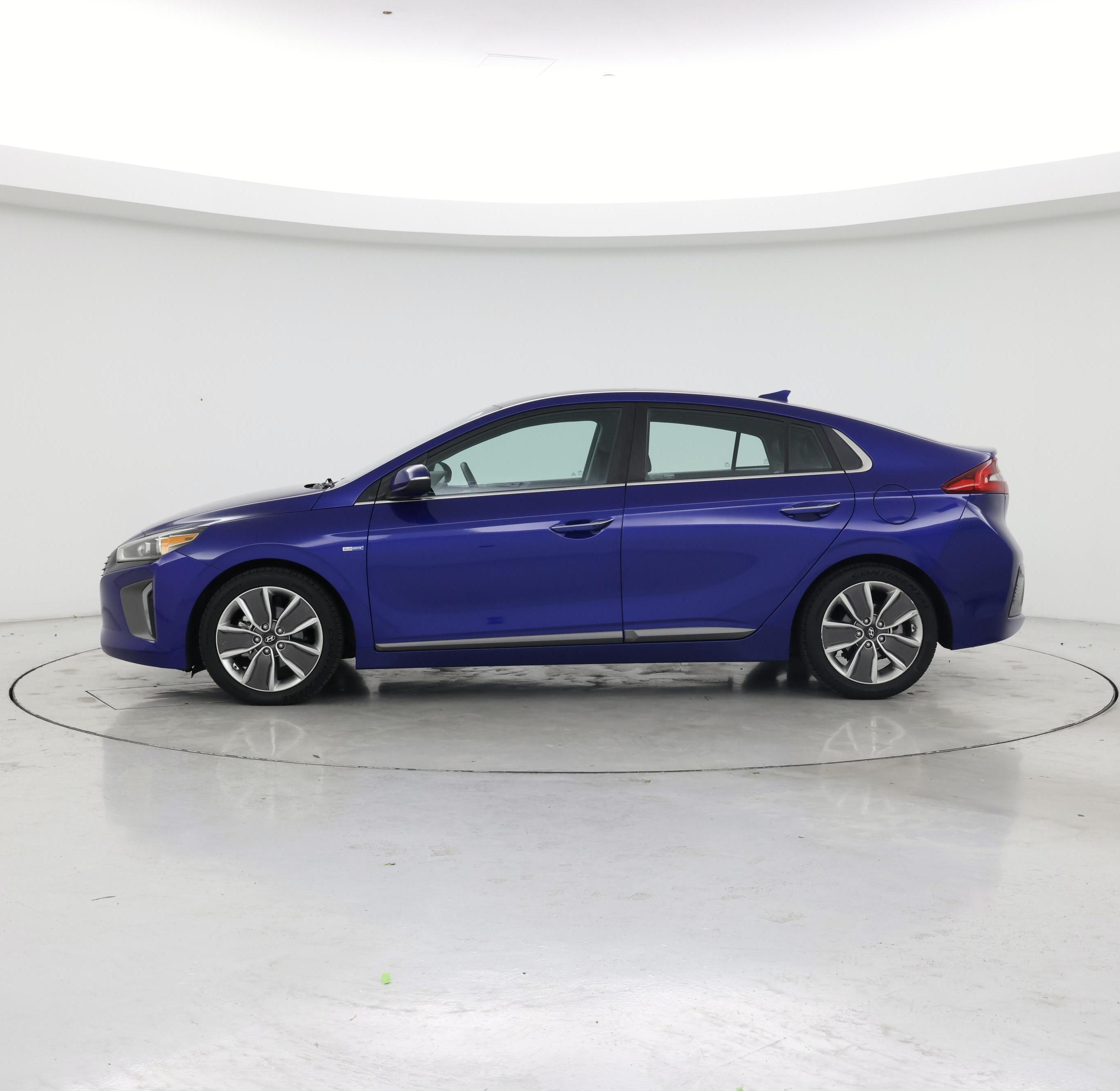 Thumbnail: 2019 Hyundai Ioniq - 3
