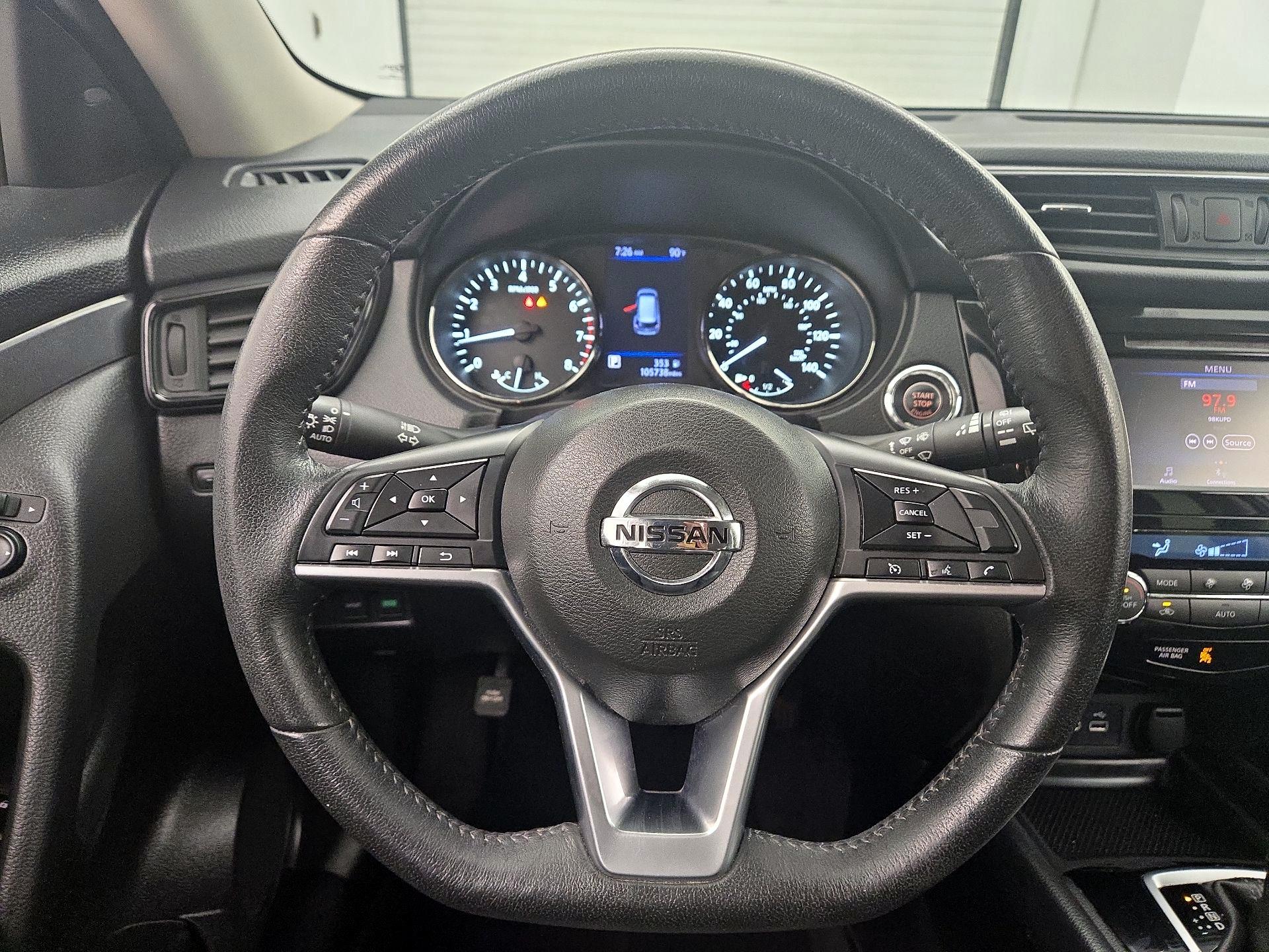 Thumbnail: 2020 Nissan Rogue - 10