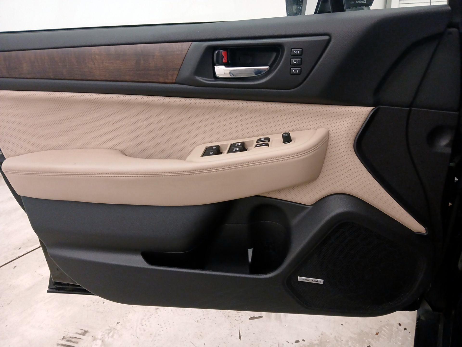 Thumbnail: 2016 Subaru Outback - 12