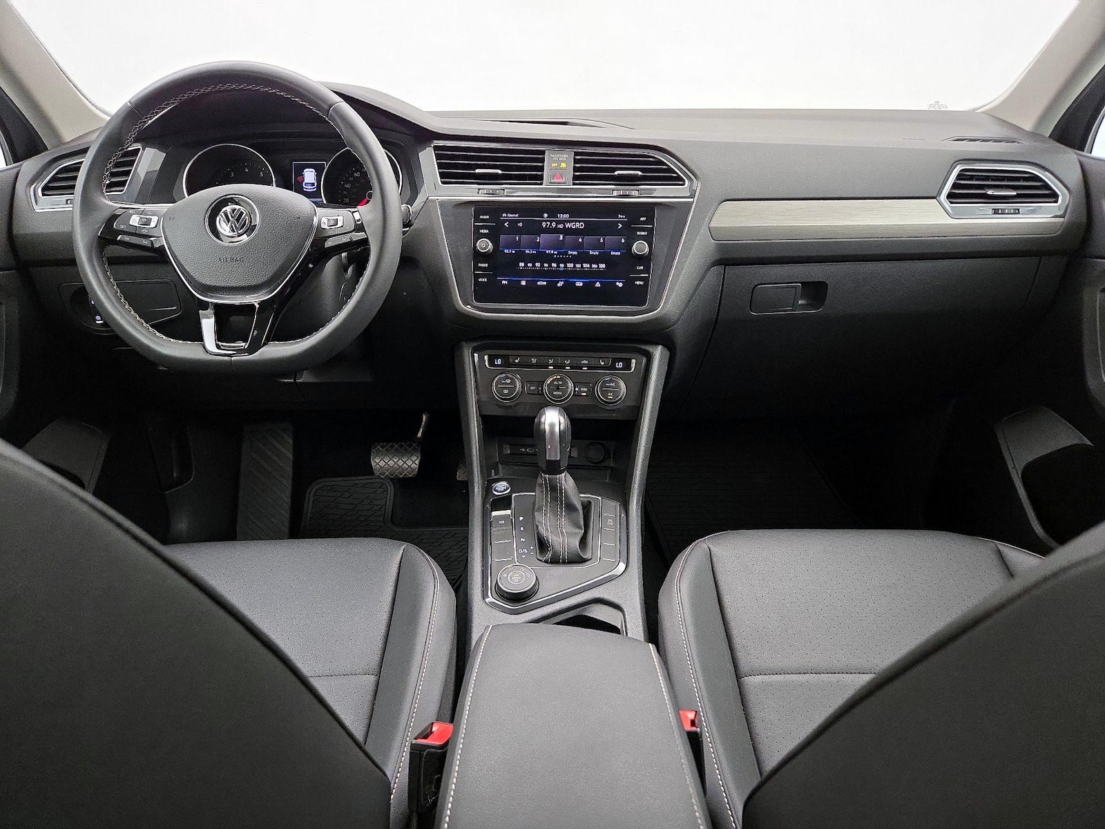 2021 Volkswagen Tiguan SE - Photo 10
