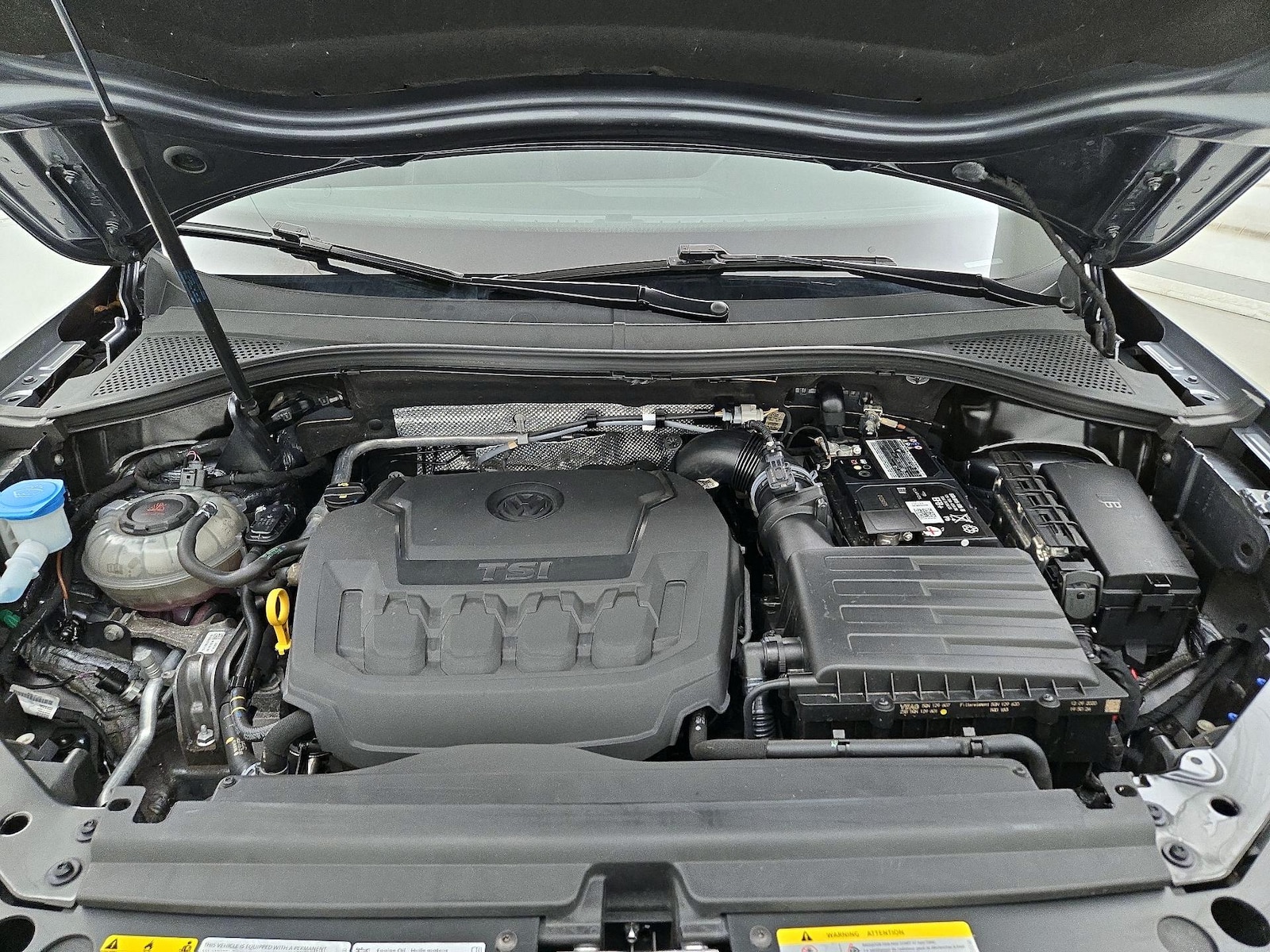 2021 Volkswagen Tiguan SE - Photo 22