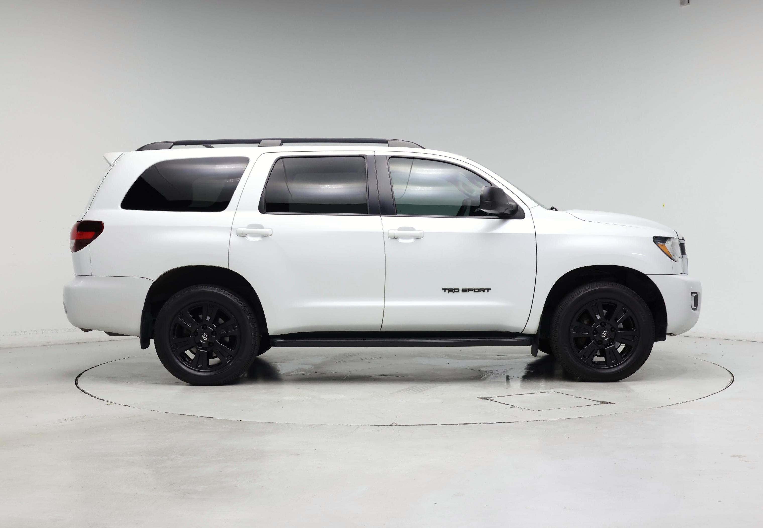 Thumbnail: 2022 Toyota Sequoia - 7