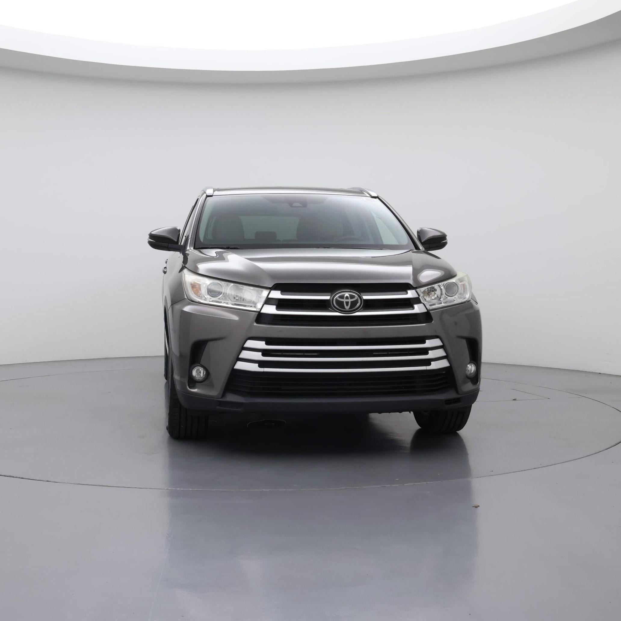 Thumbnail: 2017 Toyota Highlander - 5