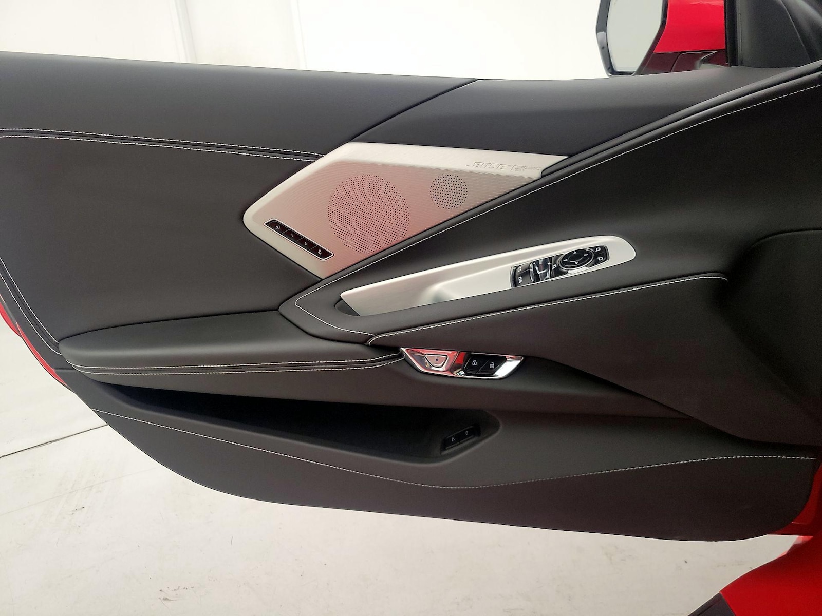 2020 Chevrolet Corvette 2LT - Photo 13