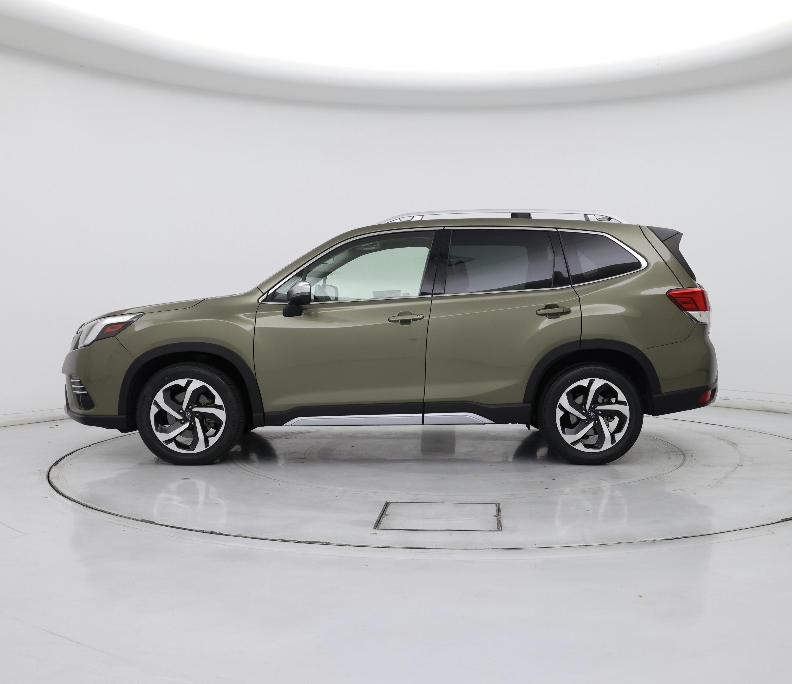 Thumbnail: 2022 Subaru Forester - 3