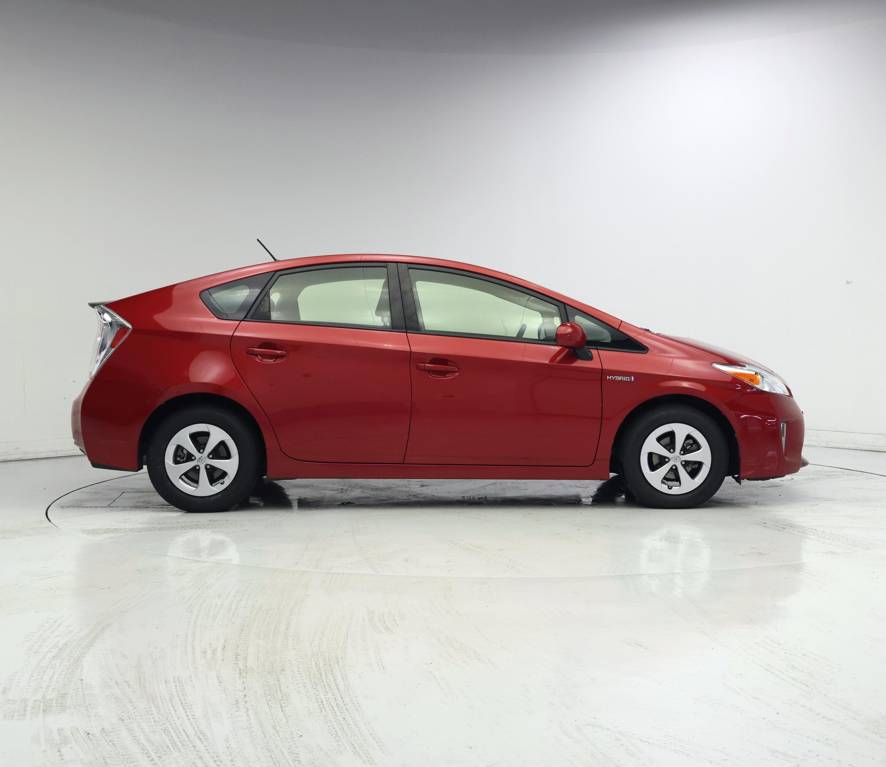Thumbnail: 2015 Toyota Prius - 7