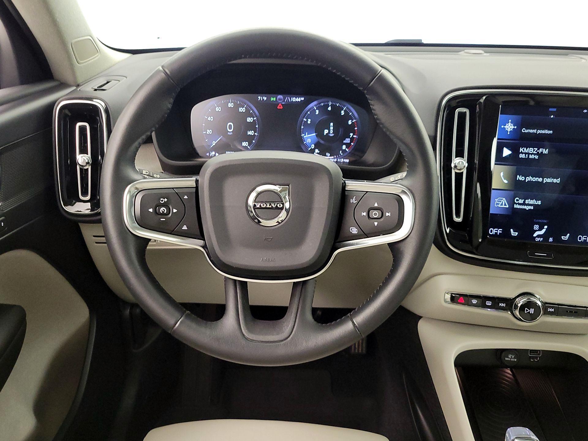 Thumbnail: 2019 Volvo XC40 - 10