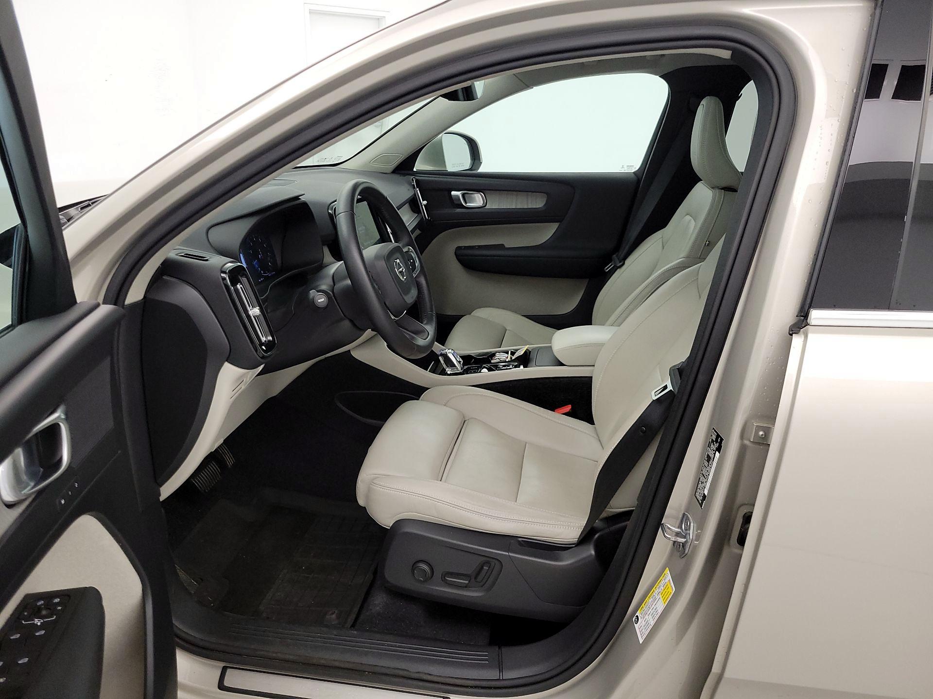 Thumbnail: 2019 Volvo XC40 - 11