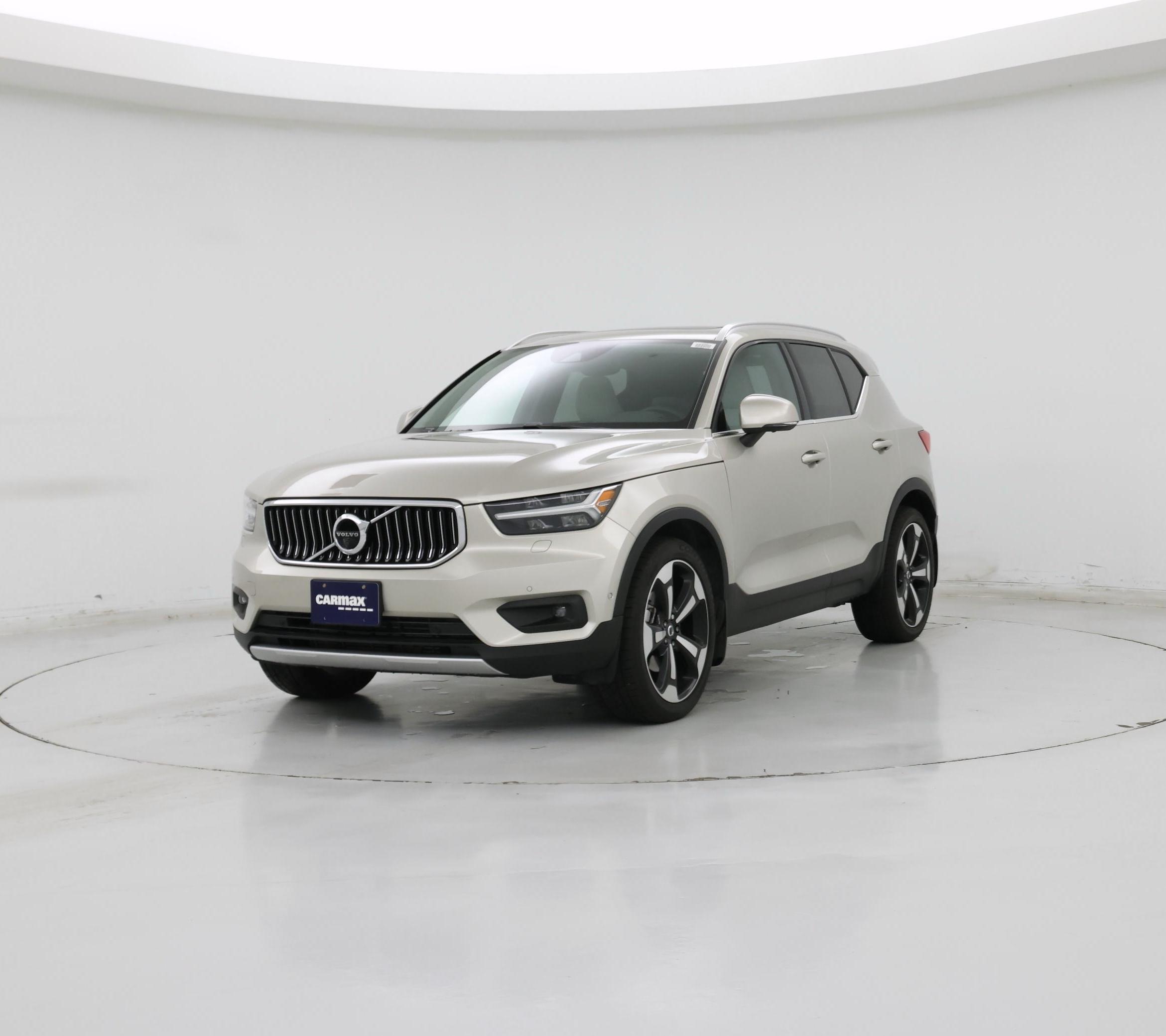 Thumbnail: 2019 Volvo XC40 - 4