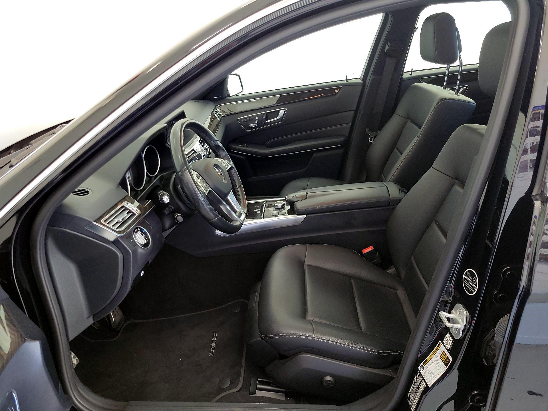 Thumbnail: 2016 Mercedes-Benz E-Class - 11