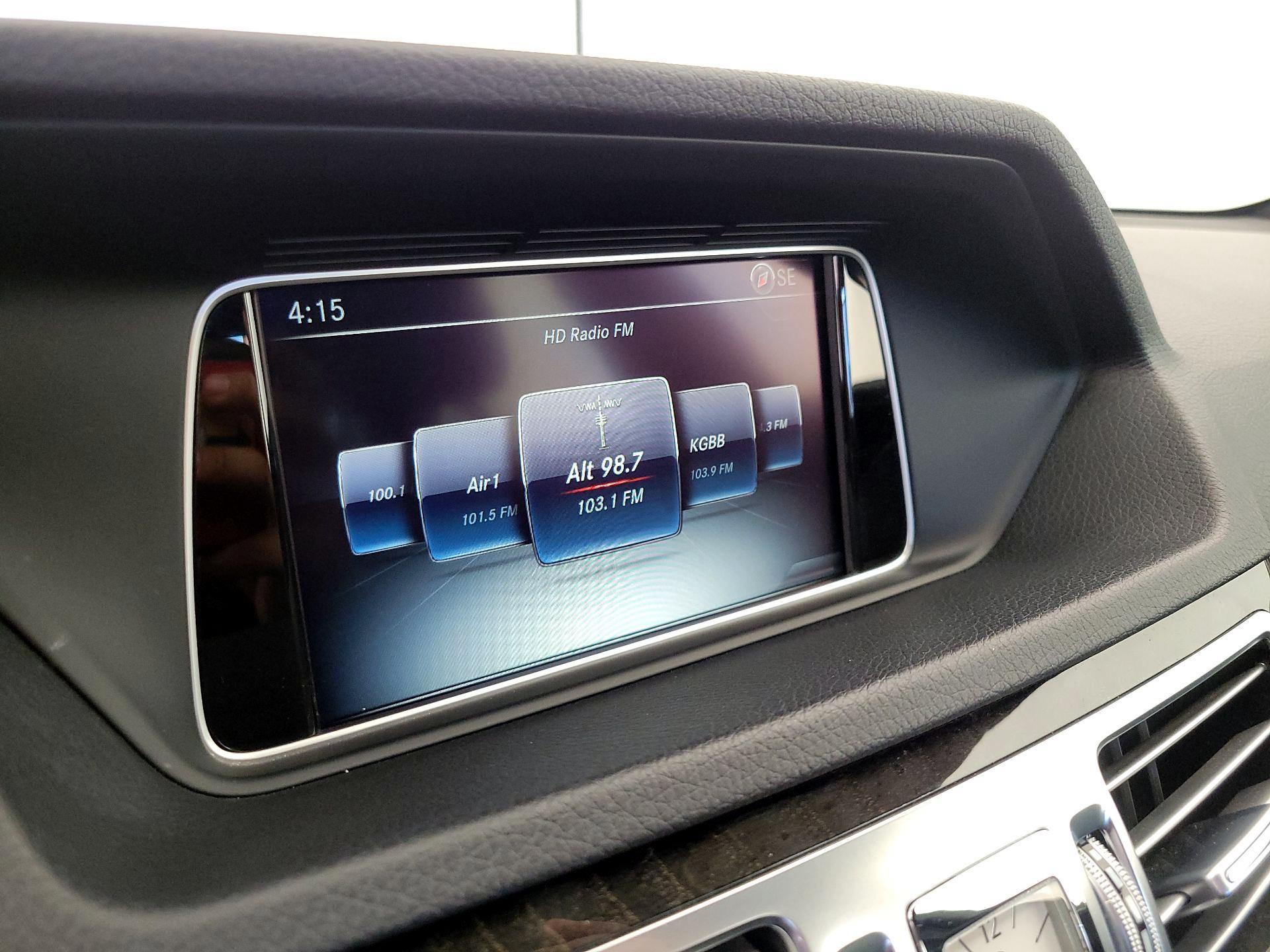 Thumbnail: 2016 Mercedes-Benz E-Class - 16