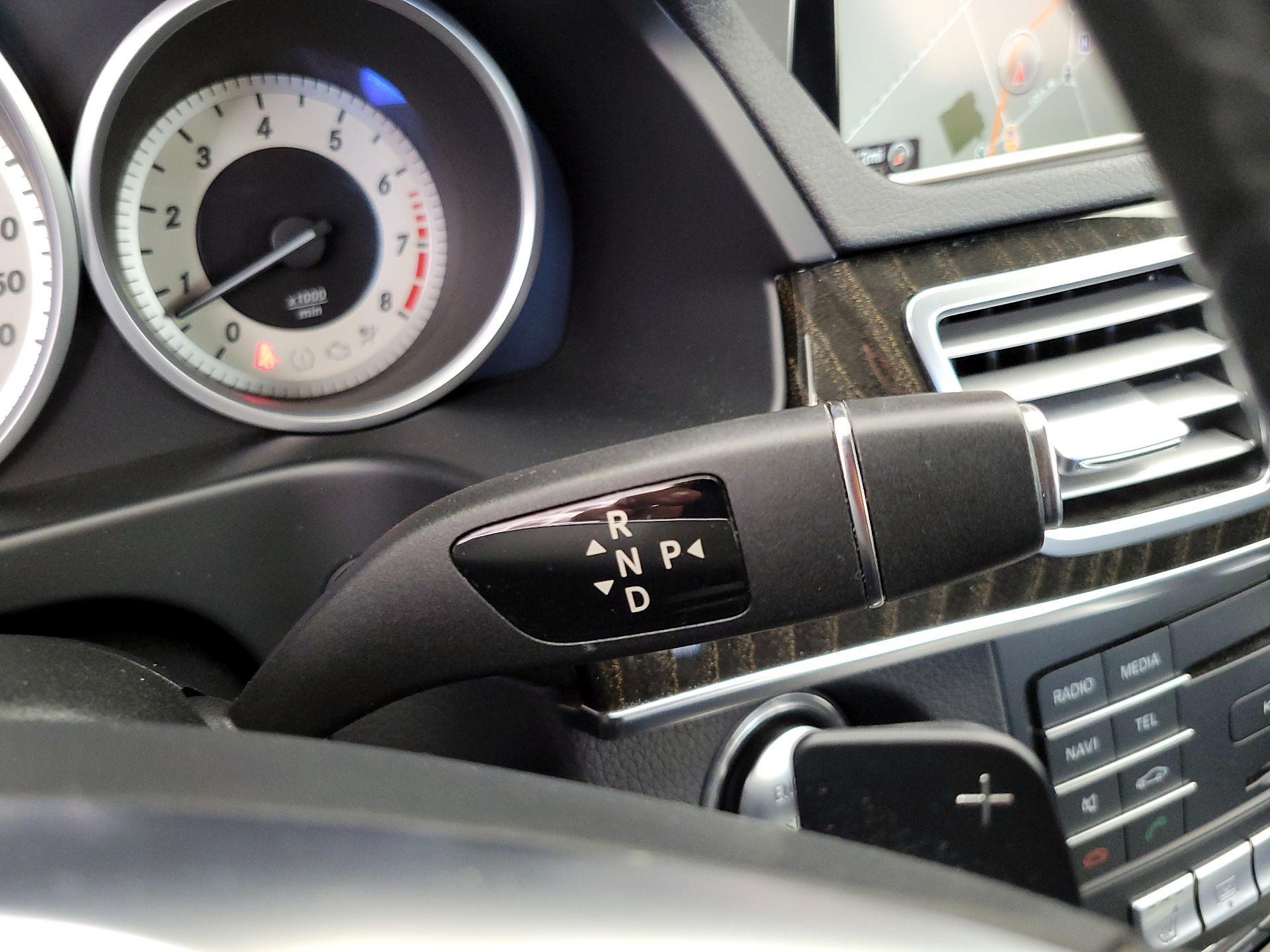 Thumbnail: 2016 Mercedes-Benz E-Class - 18