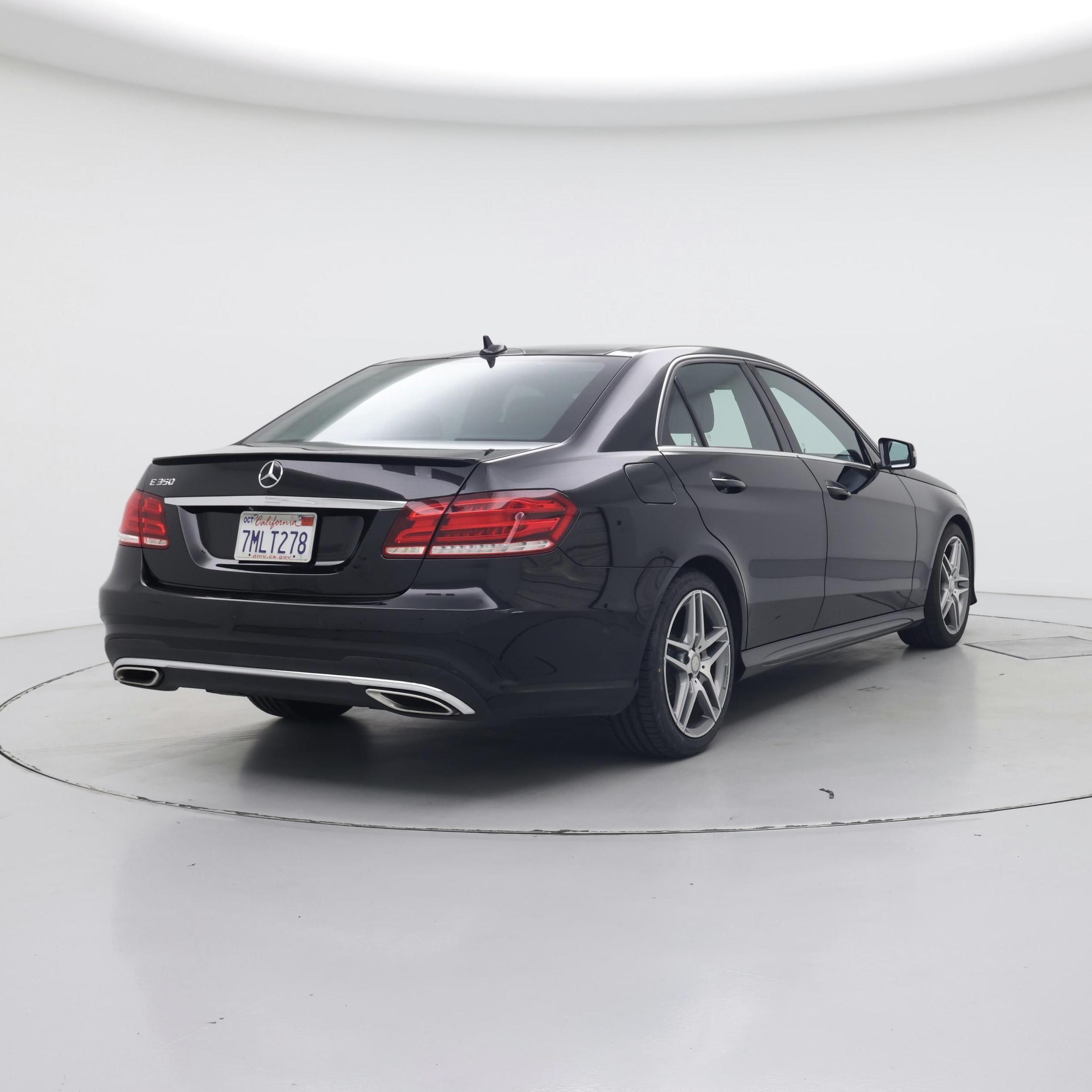 Thumbnail: 2016 Mercedes-Benz E-Class - 8