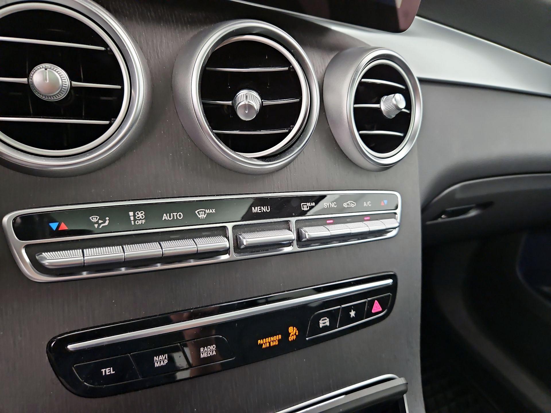 Thumbnail: 2021 Mercedes-Benz GLC - 17