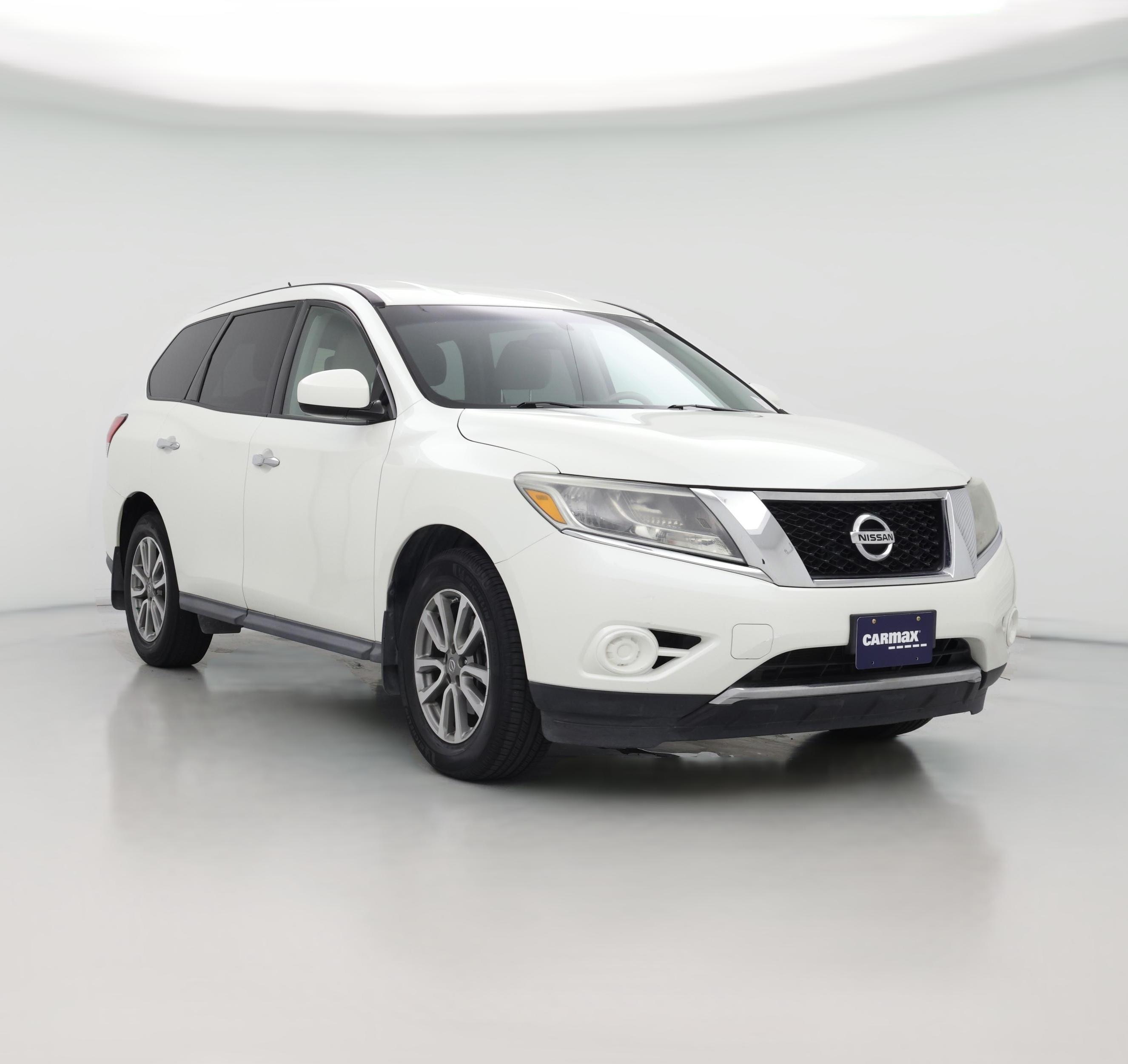 Thumbnail: 2015 Nissan Pathfinder - 1