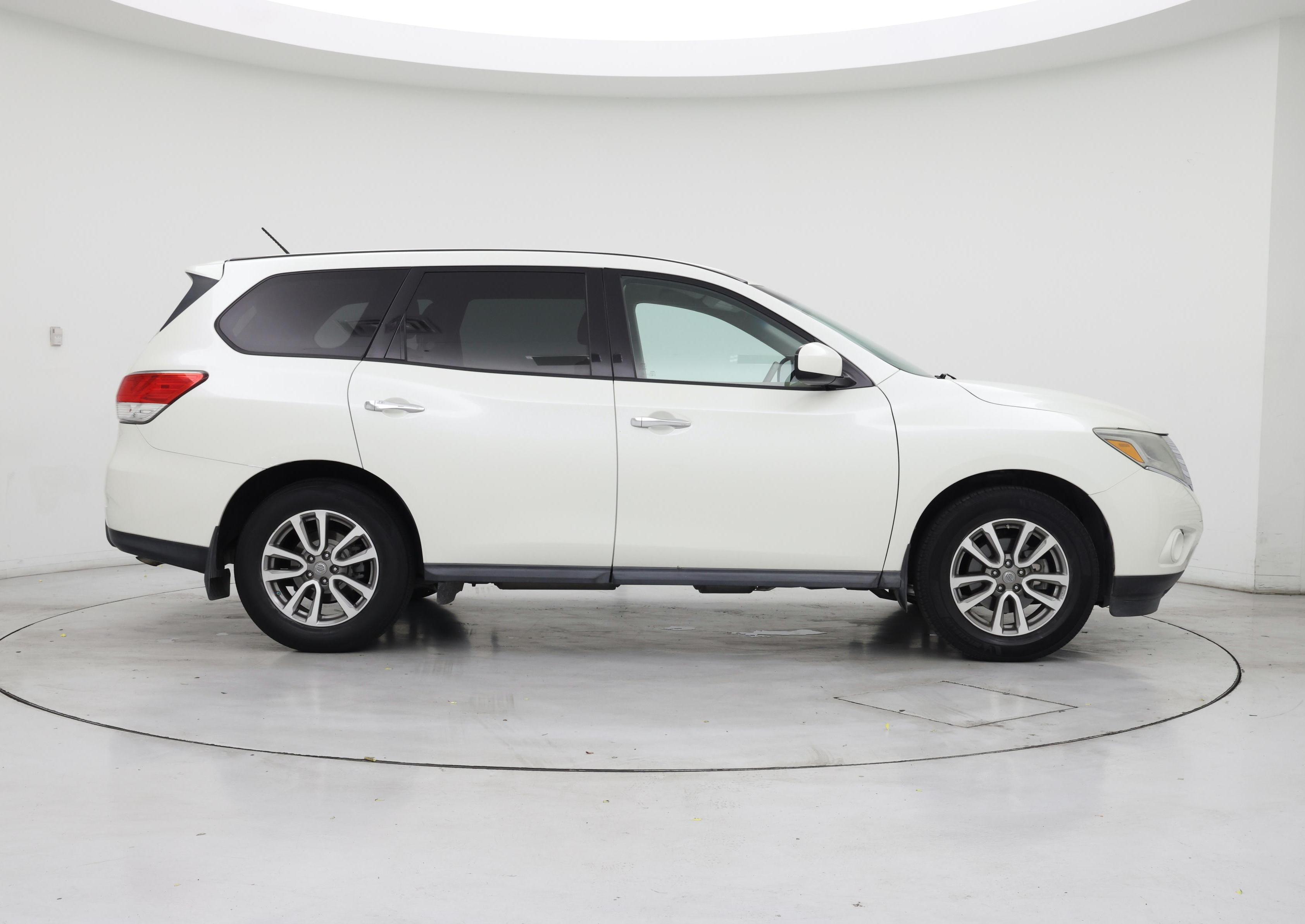 Thumbnail: 2015 Nissan Pathfinder - 7