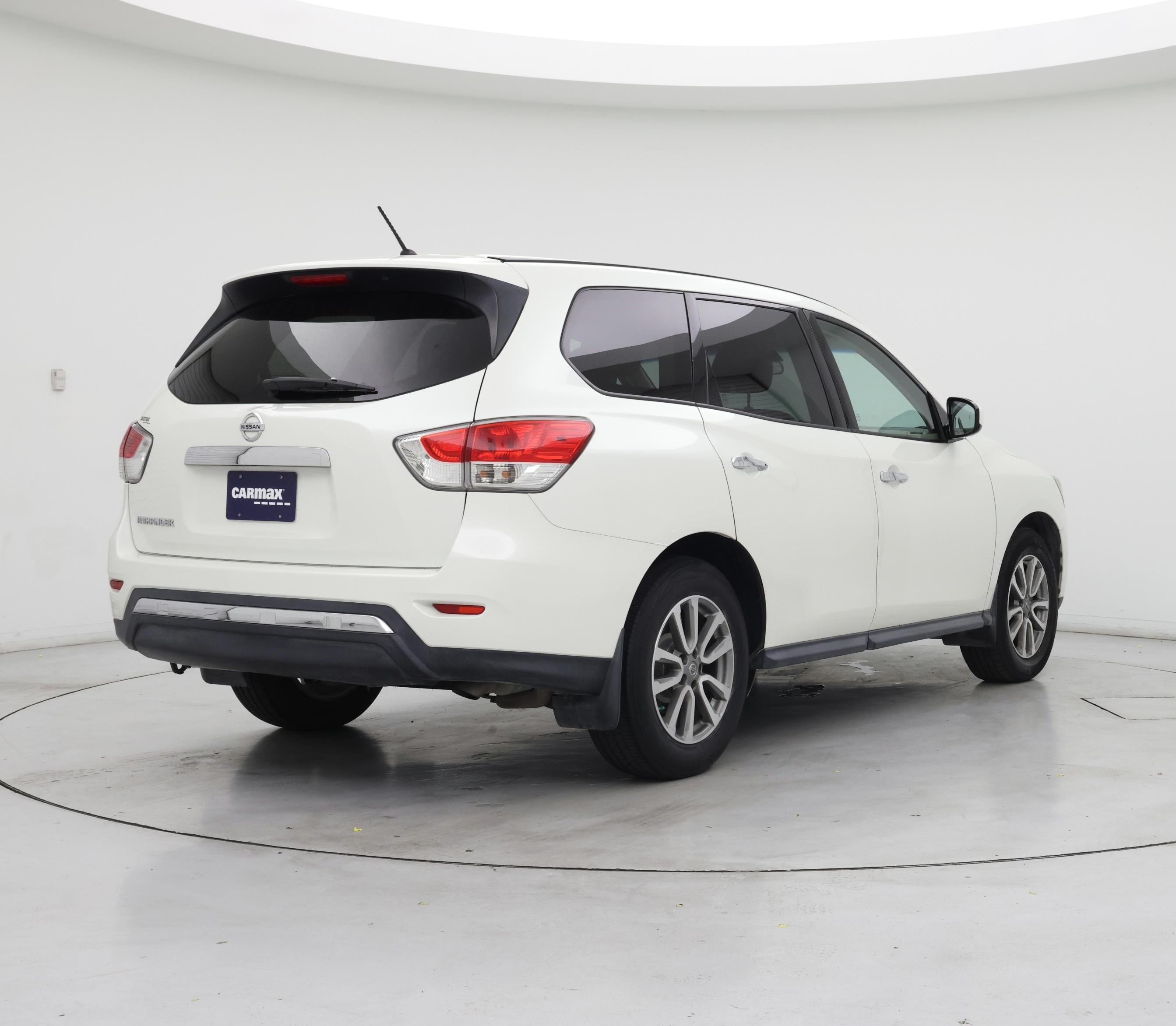 Thumbnail: 2015 Nissan Pathfinder - 8