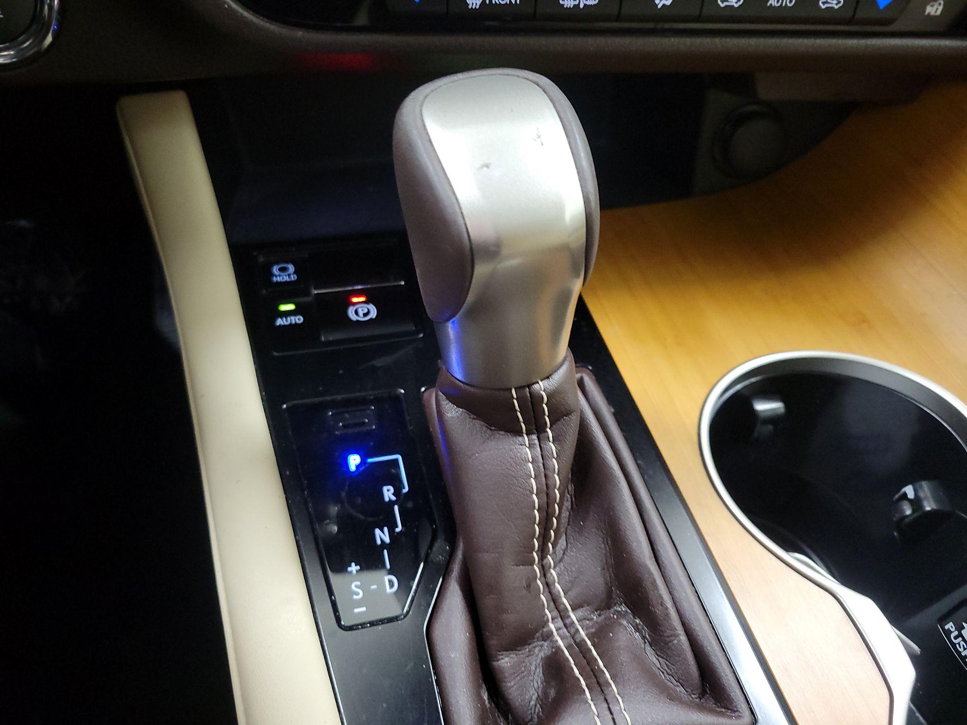 Thumbnail: 2019 Lexus RX - 18