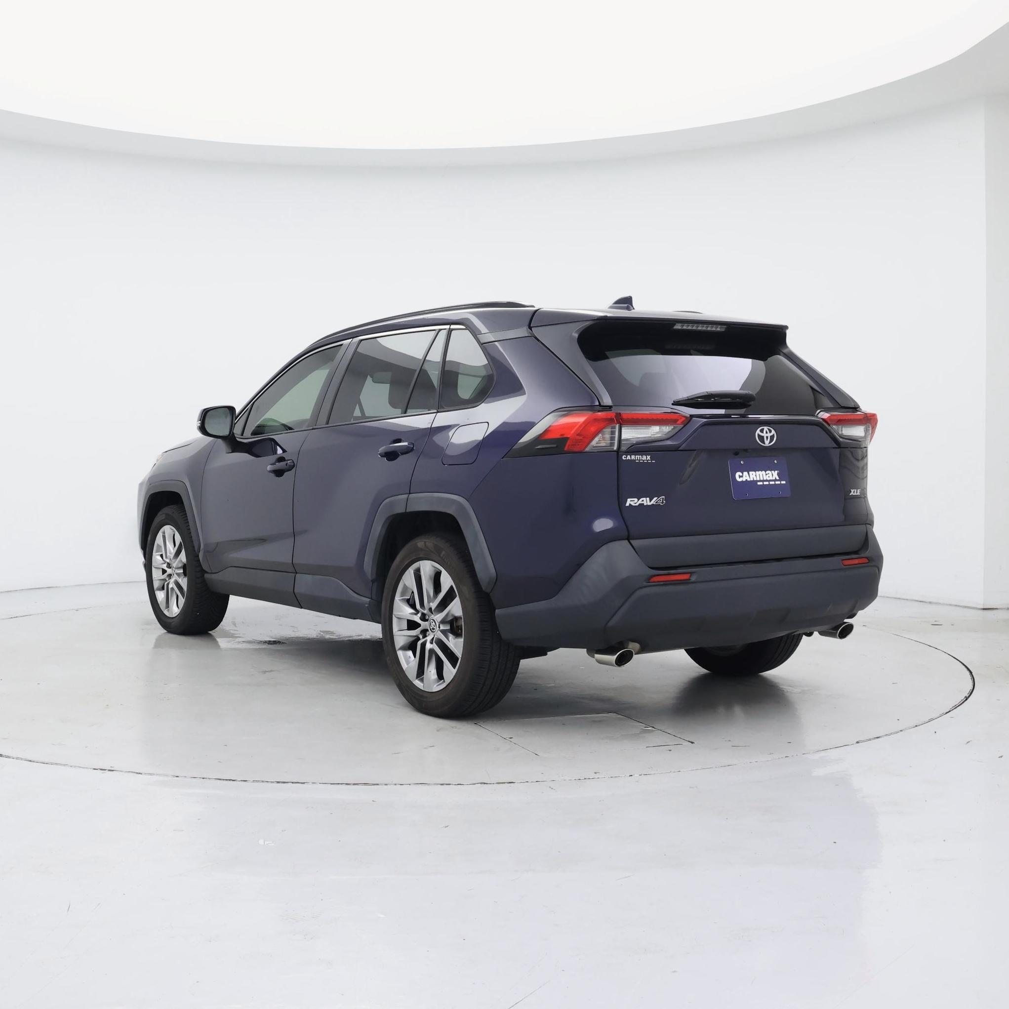 Thumbnail: 2019 Toyota RAV4 - 2