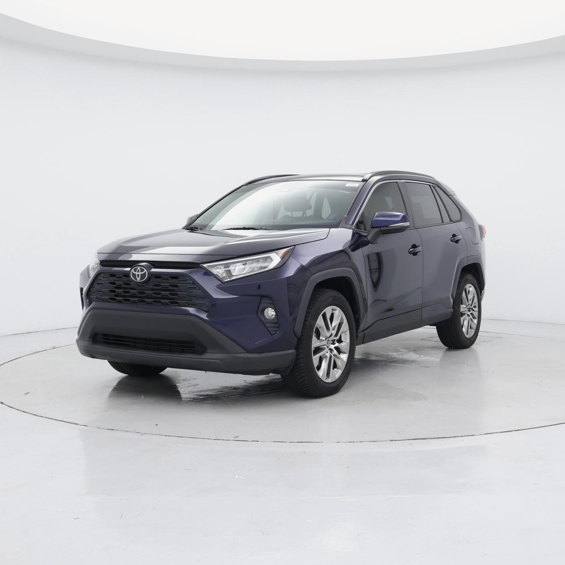 Thumbnail: 2019 Toyota RAV4 - 4