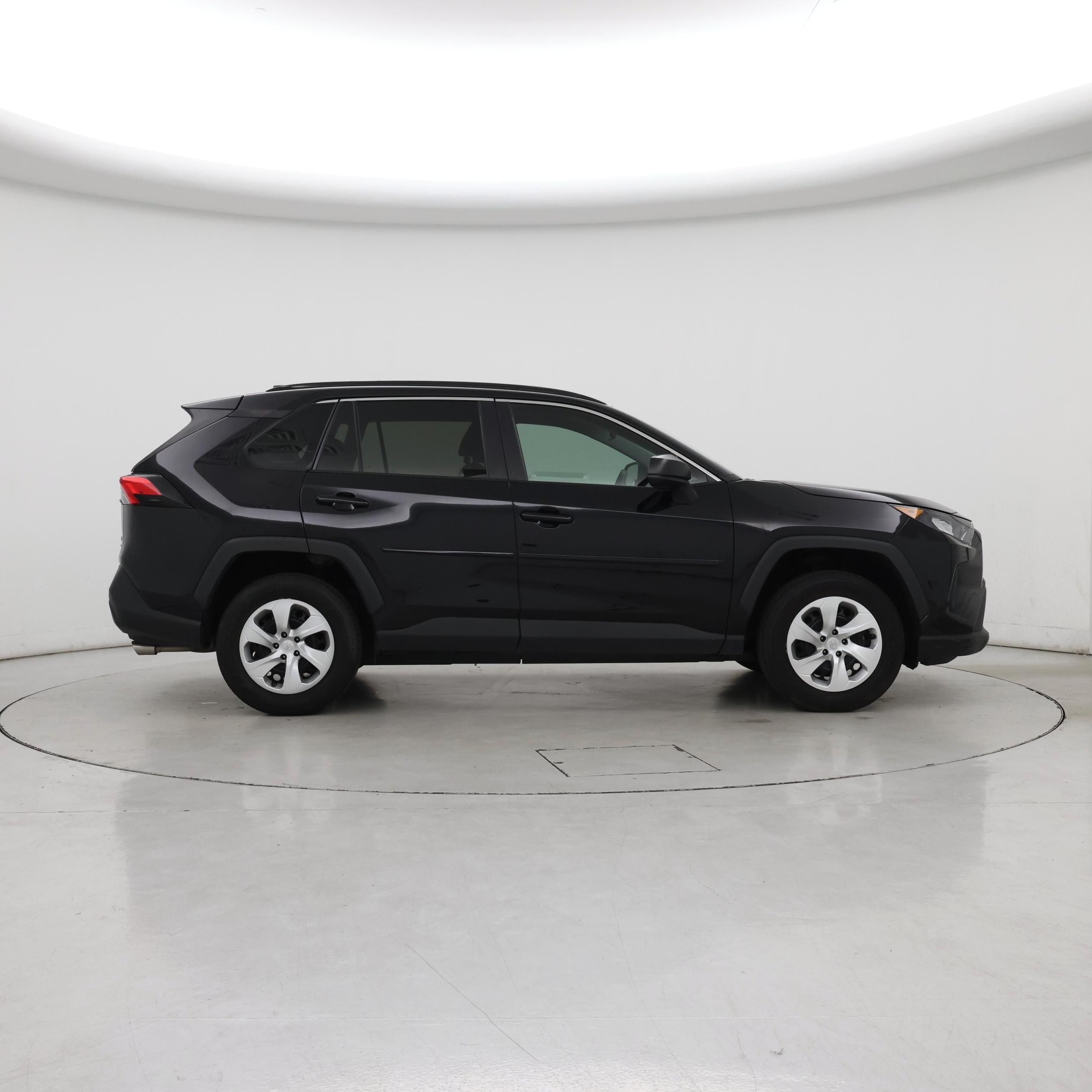 Thumbnail: 2019 Toyota RAV4 - 7