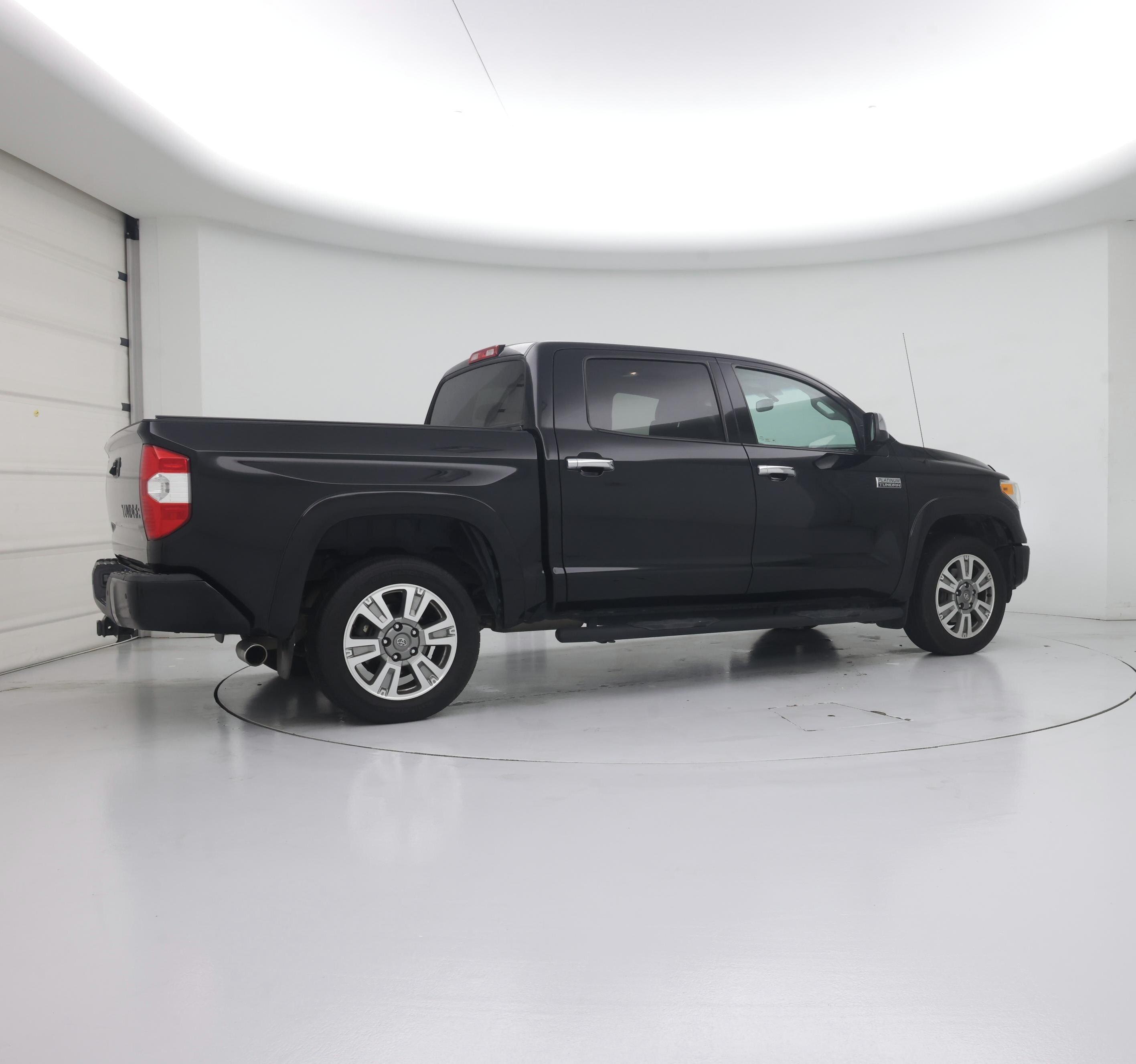 Thumbnail: 2016 Toyota Tundra - 2