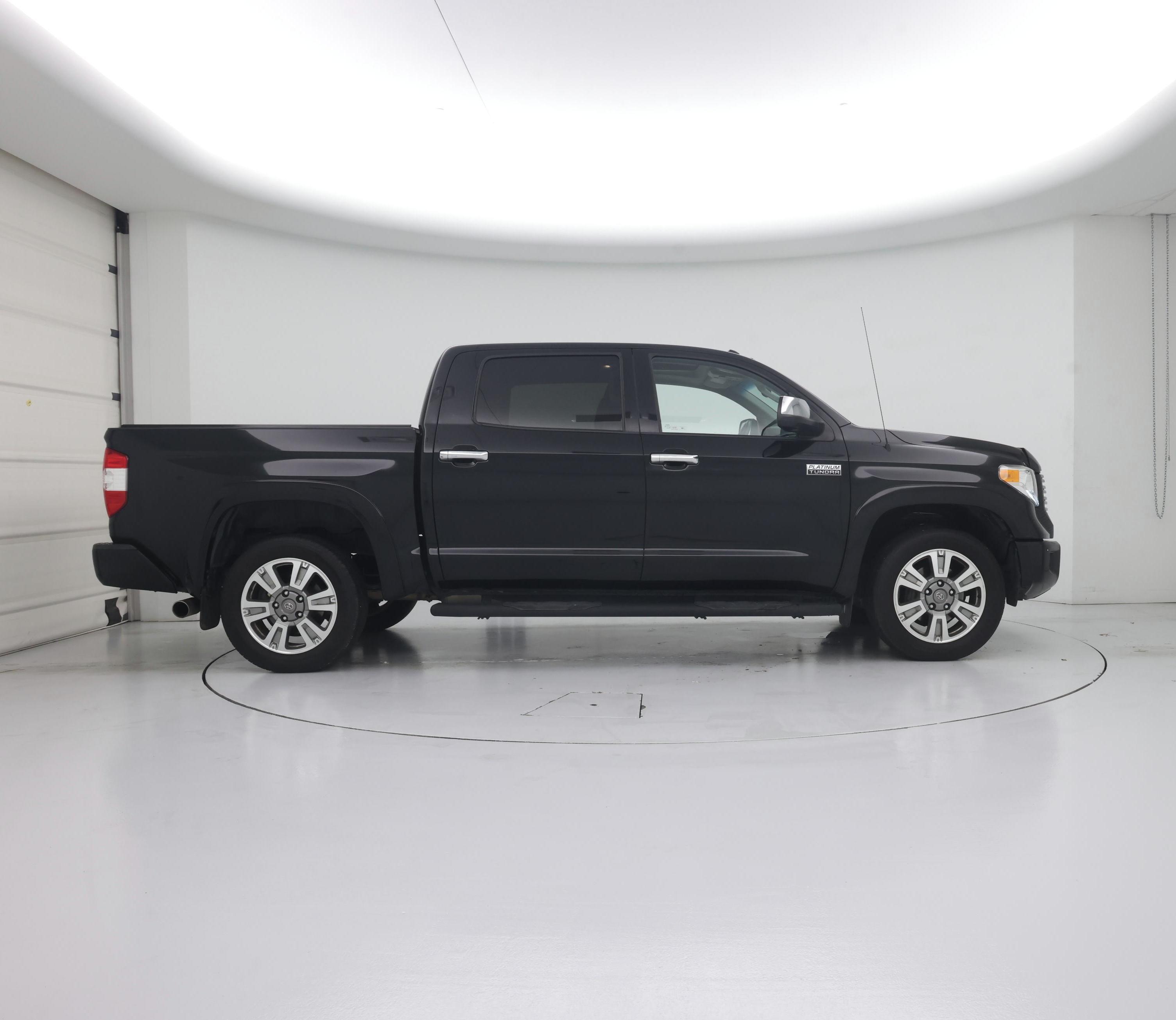 Thumbnail: 2016 Toyota Tundra - 6