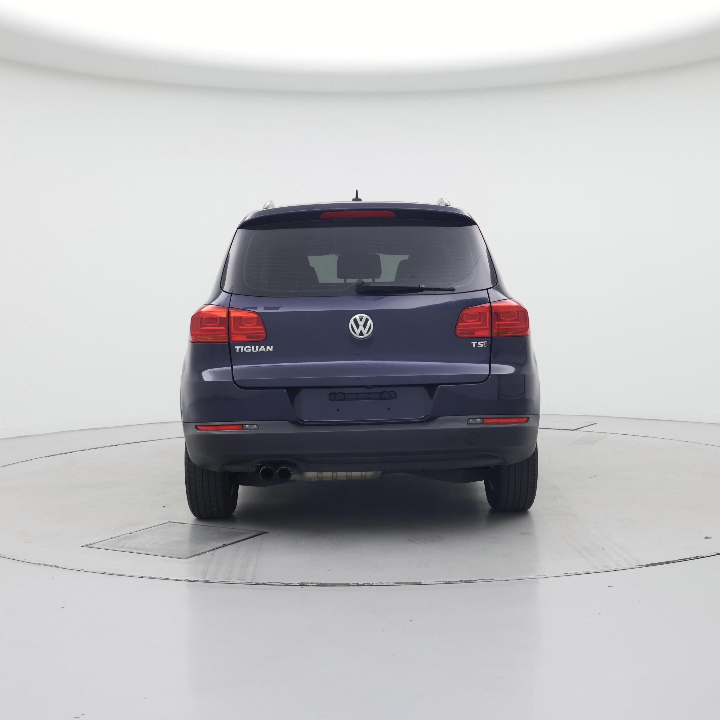 Thumbnail: 2016 Volkswagen Tiguan - 6