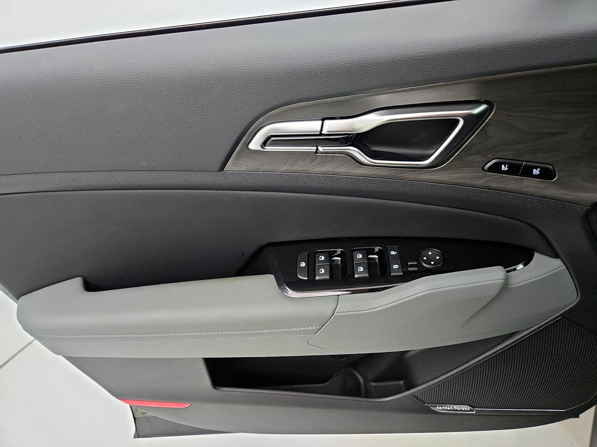 Thumbnail: 2025 Kia Sportage - 12