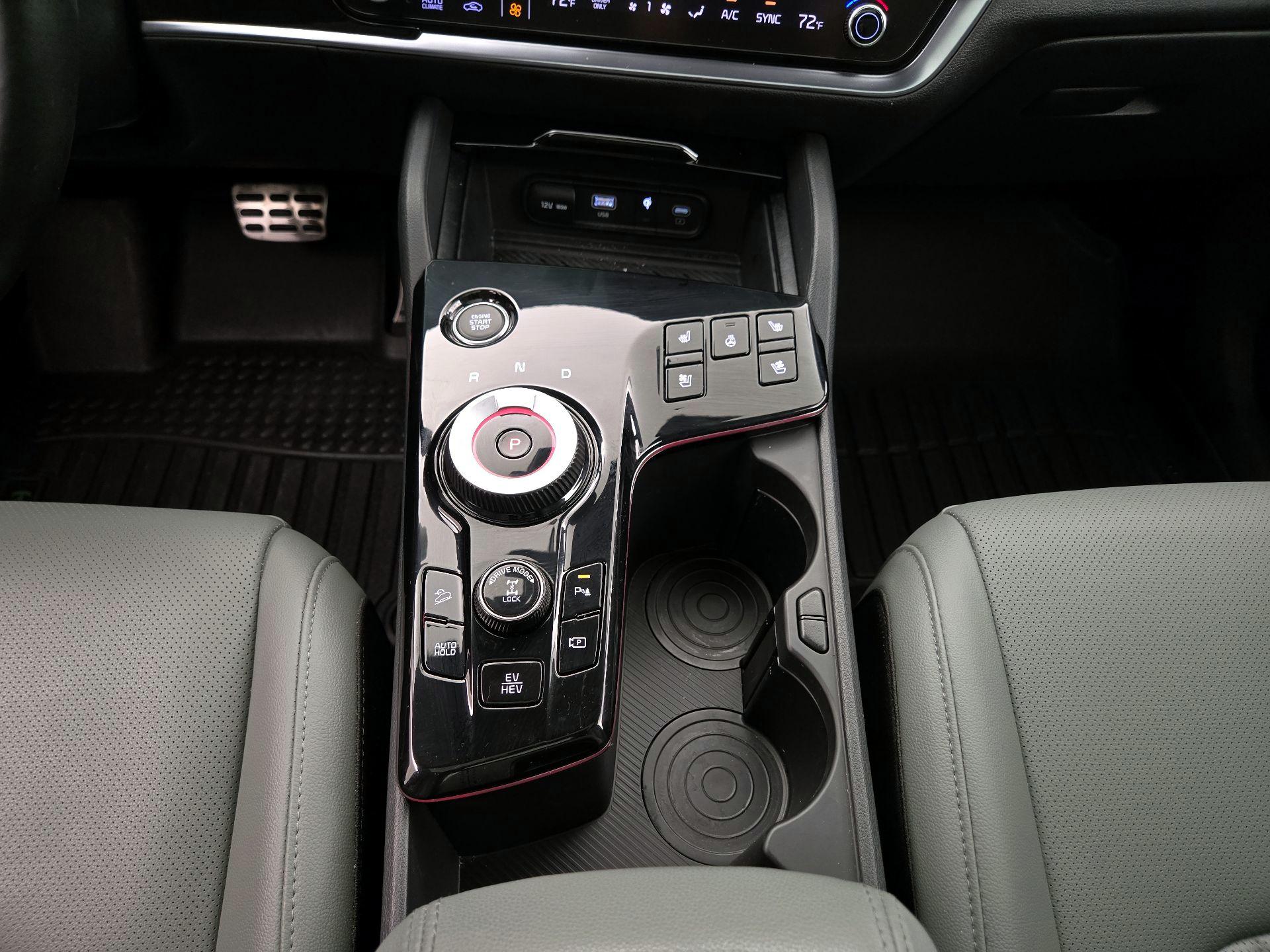 Thumbnail: 2025 Kia Sportage - 18