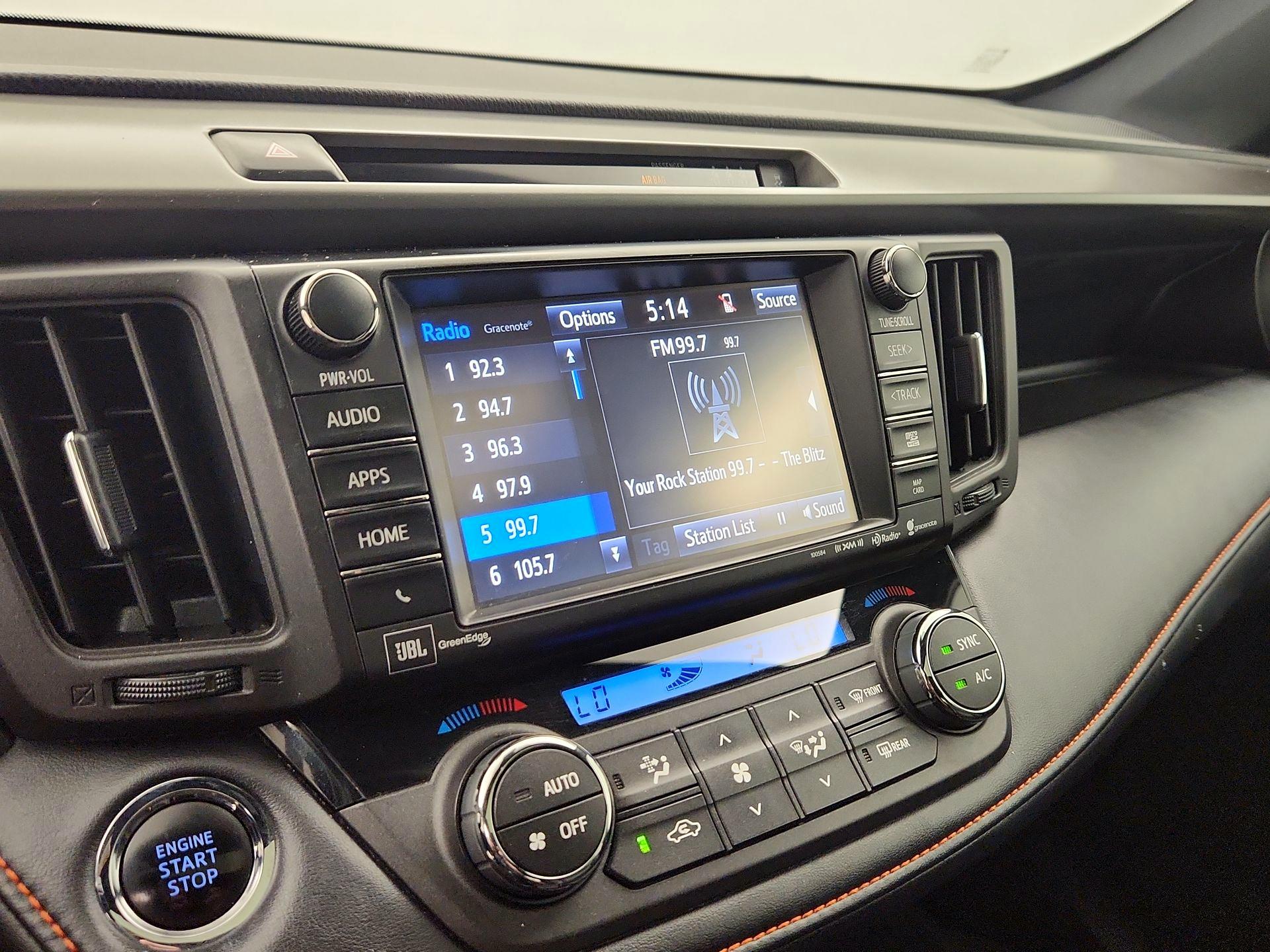 Thumbnail: 2018 Toyota RAV4 - 16